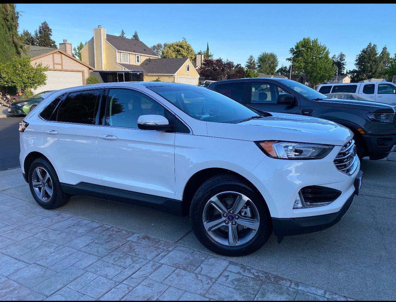 White Metallic 2020 Ford Edge SUV / Crossover Front-Wheel Drive 8-Speed Automatic