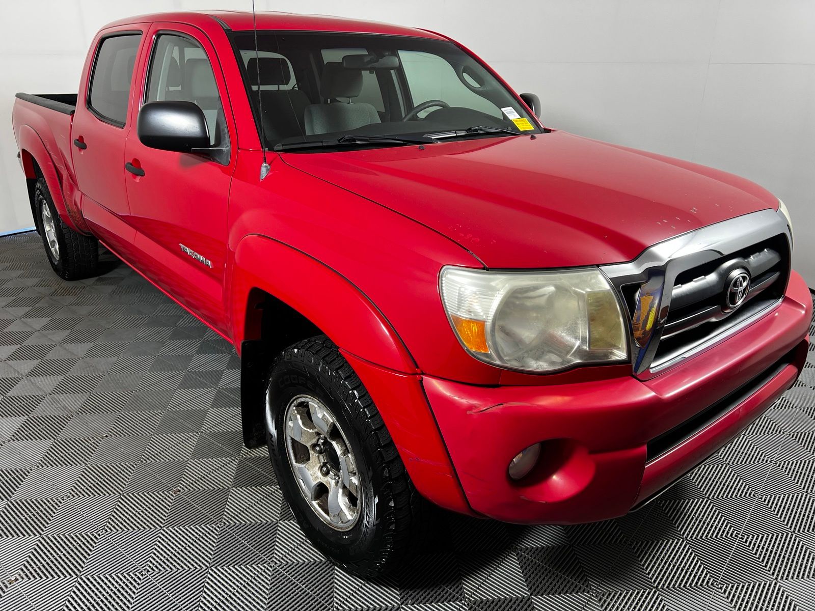 Thumbnail: 2008 Toyota Tacoma - 3