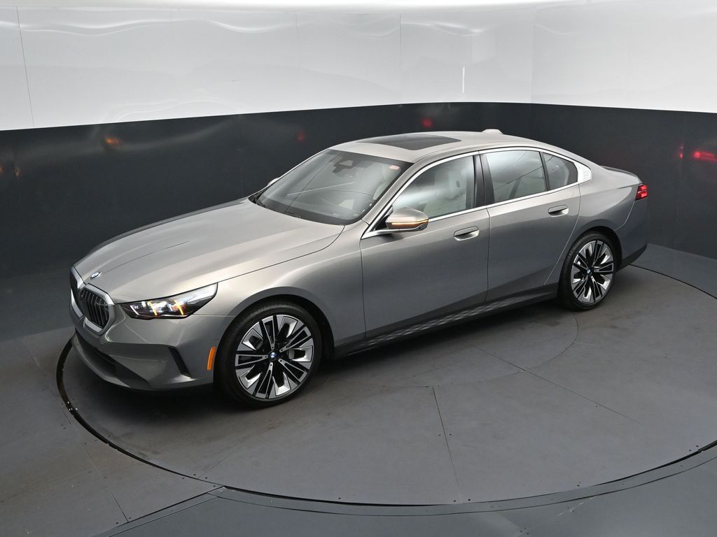 2026 BMW 5 Series 530i RWD