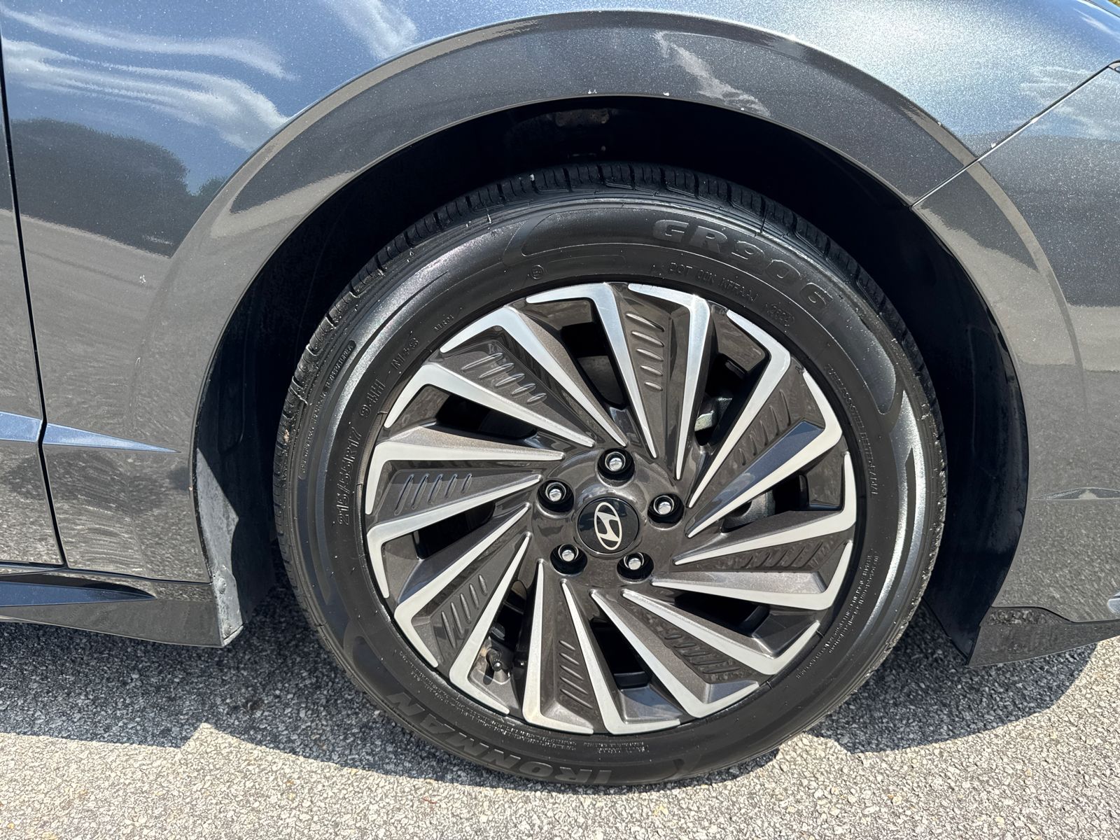 2024 Hyundai Sonata Hybrid SEL photo 12