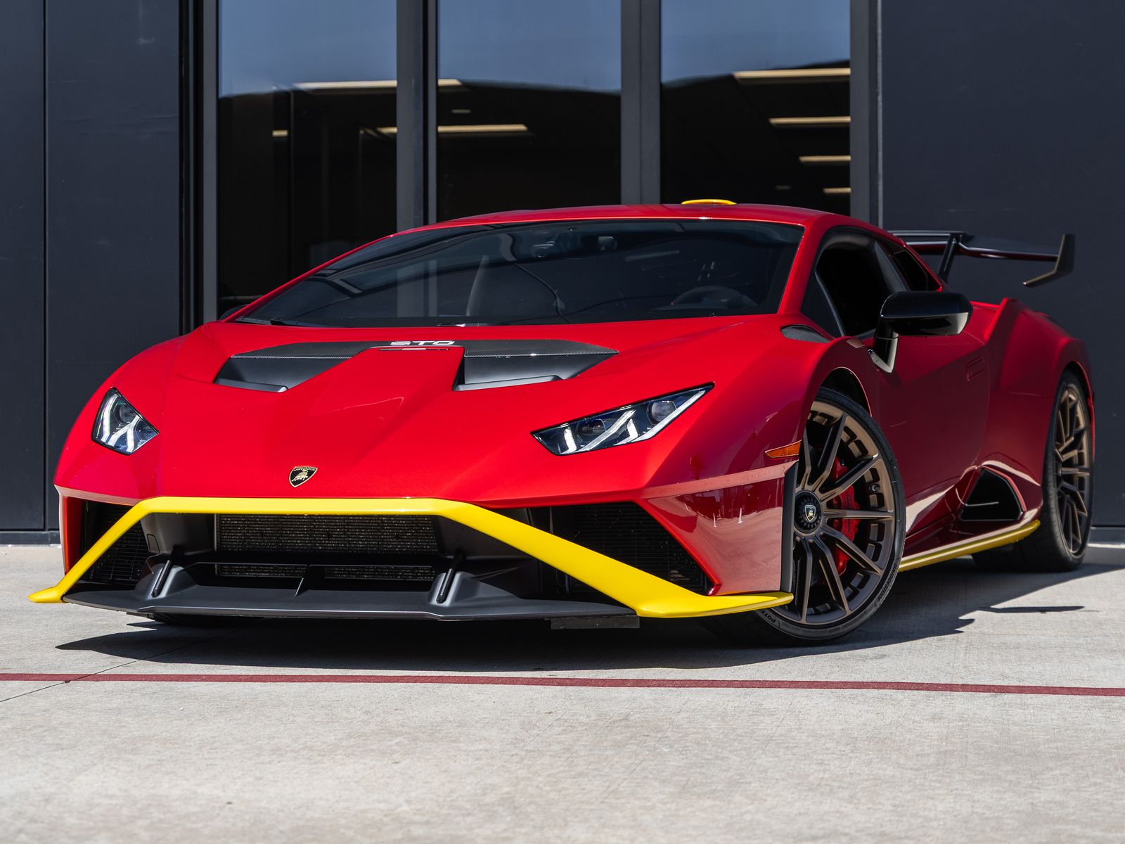 2022 Lamborghini Huracan LP 640-4 STO Coupe RWD