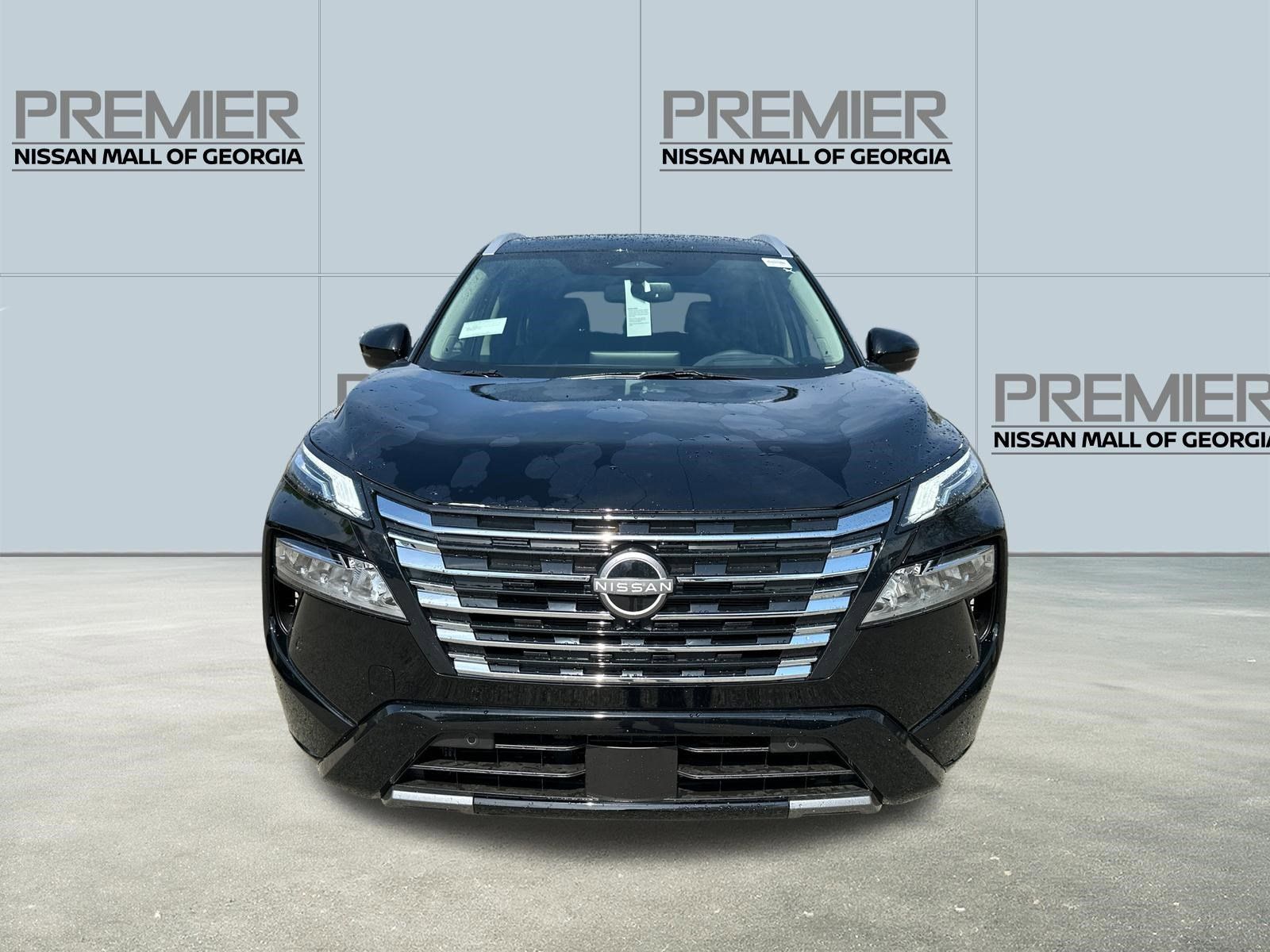 New 2026 Black Nissan Platinum image 2