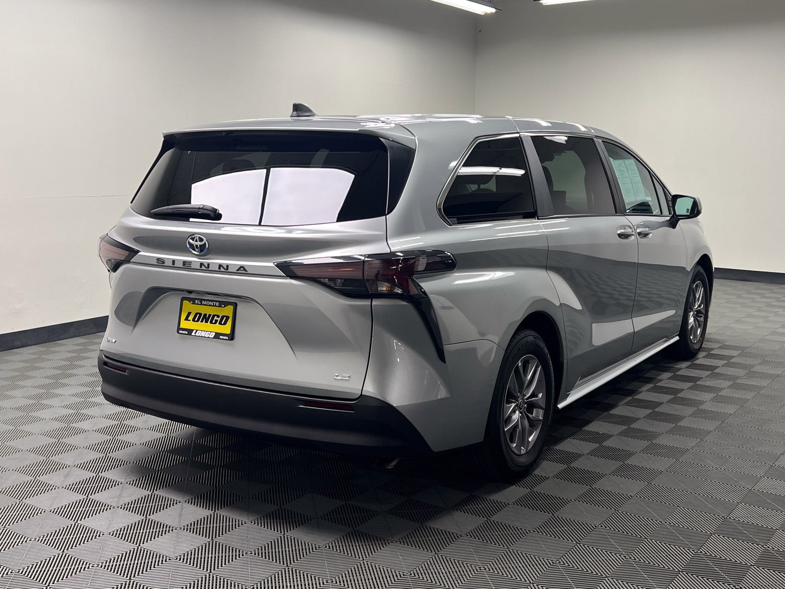 used 2025 Toyota Sienna car, priced at $40,388