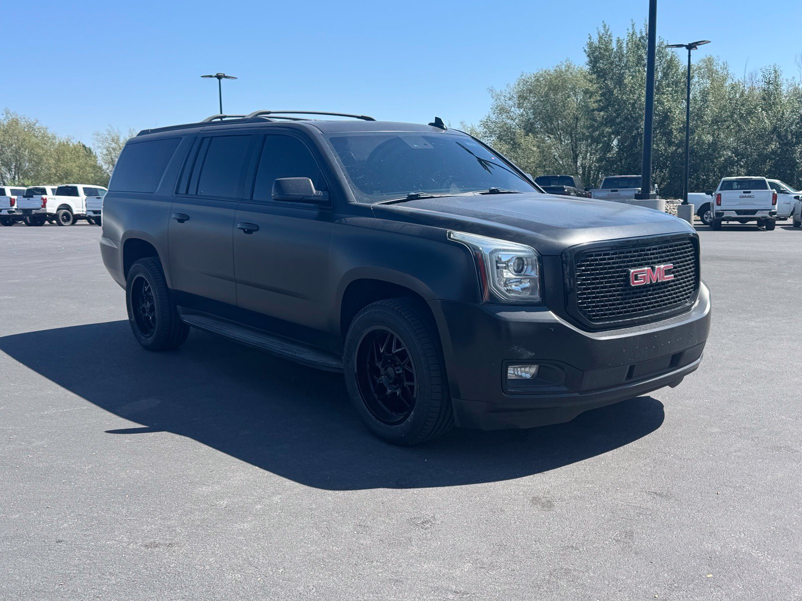 Used 2018 GMC Yukon XL SUV
