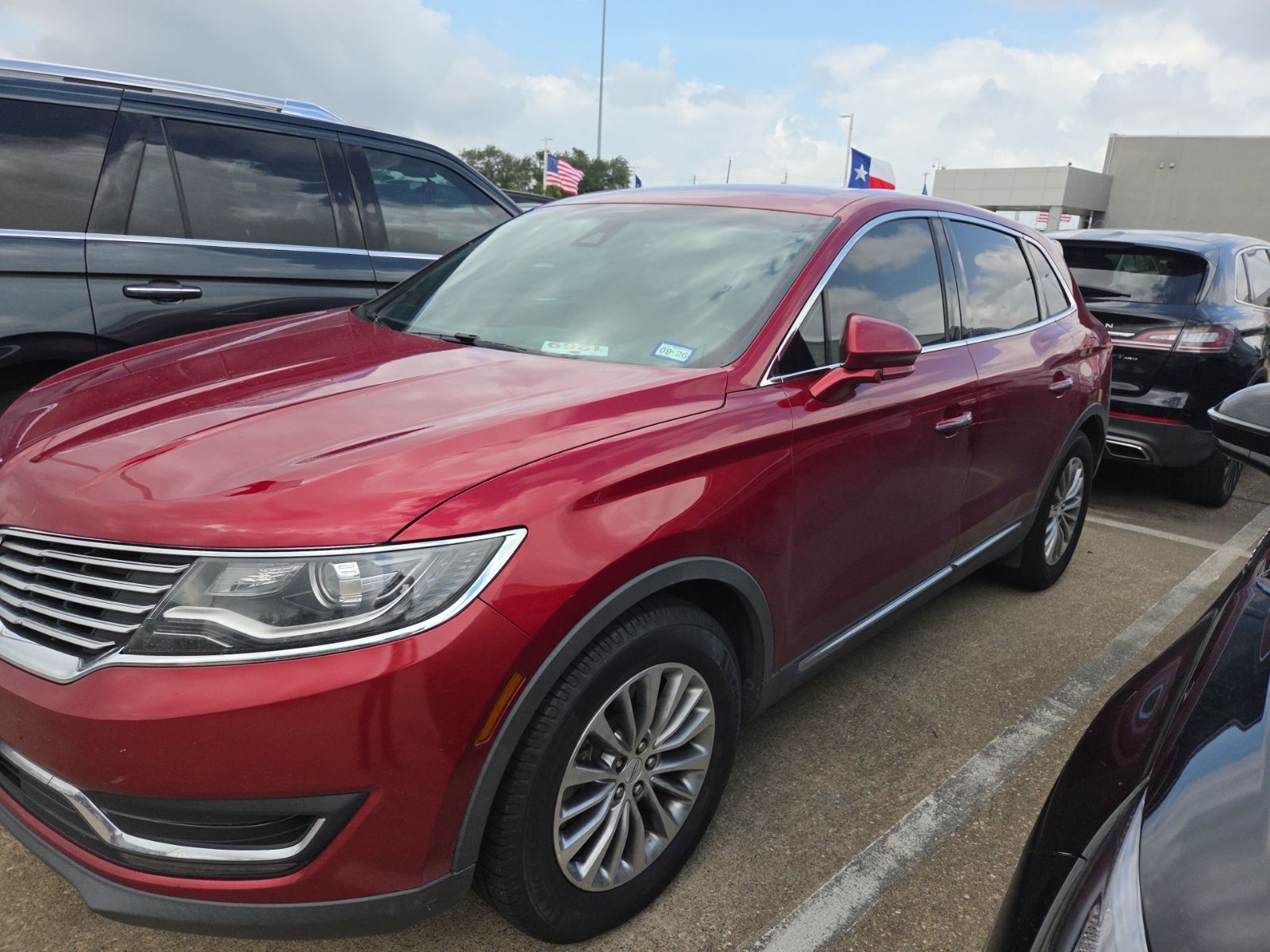 Red Metallic 2016 Lincoln MKX Select FWD SUV / Crossover Front-Wheel Drive 6-Speed Automatic