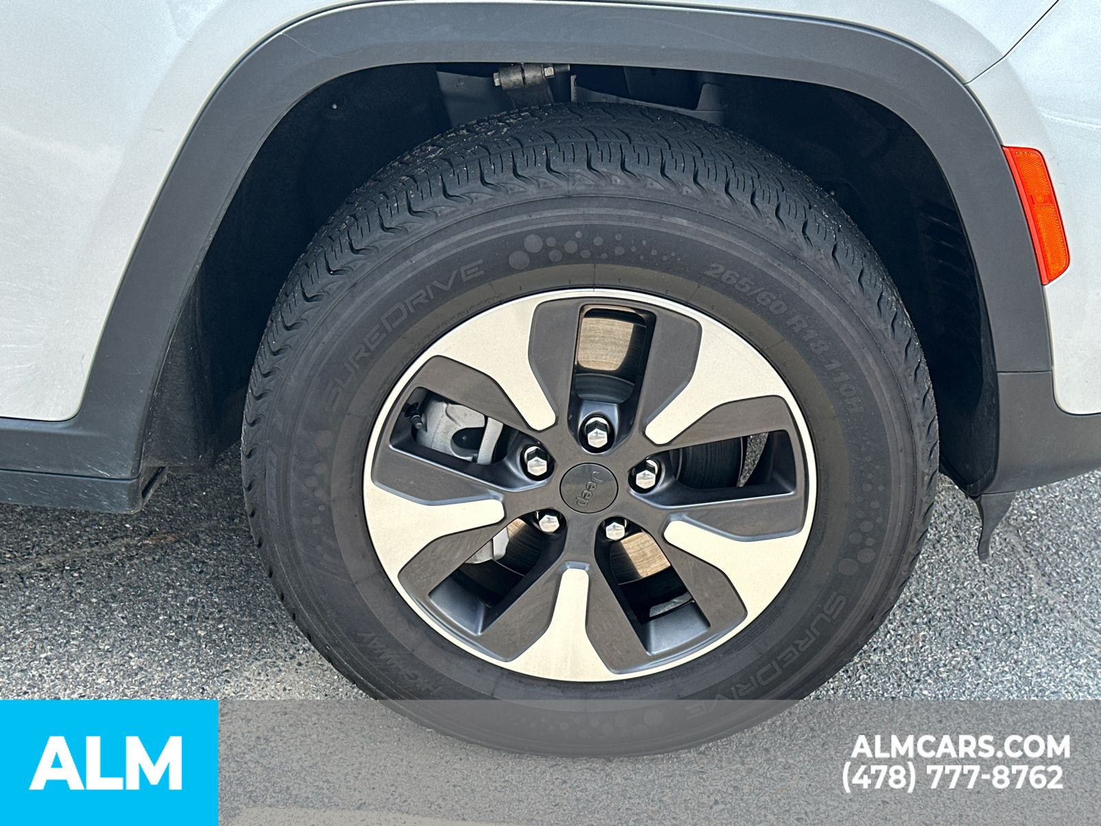 Used 2024 Silver Jeep 4xe image 14