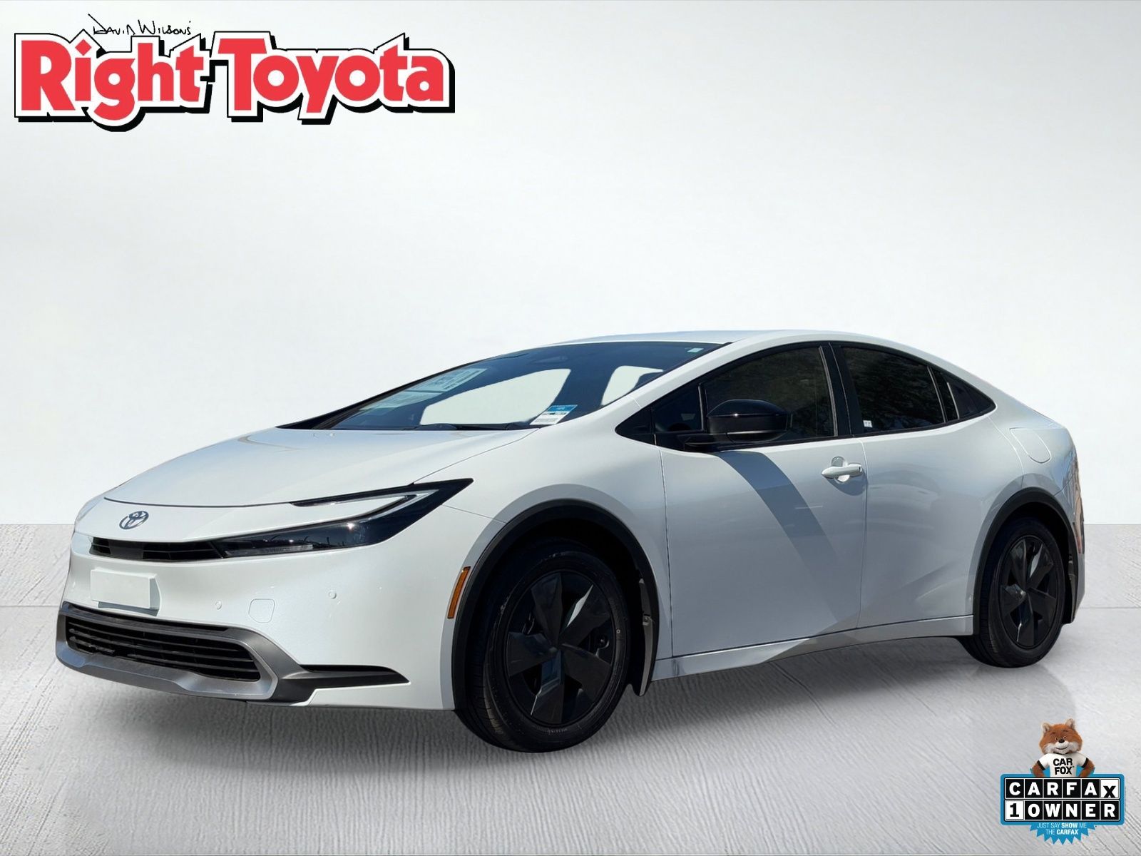 White (Wind Chill Pearl) 2025 Toyota Prius Plug-In Hybrid SE FWD Hatchback Front-Wheel Drive Continuously Variable Transmission