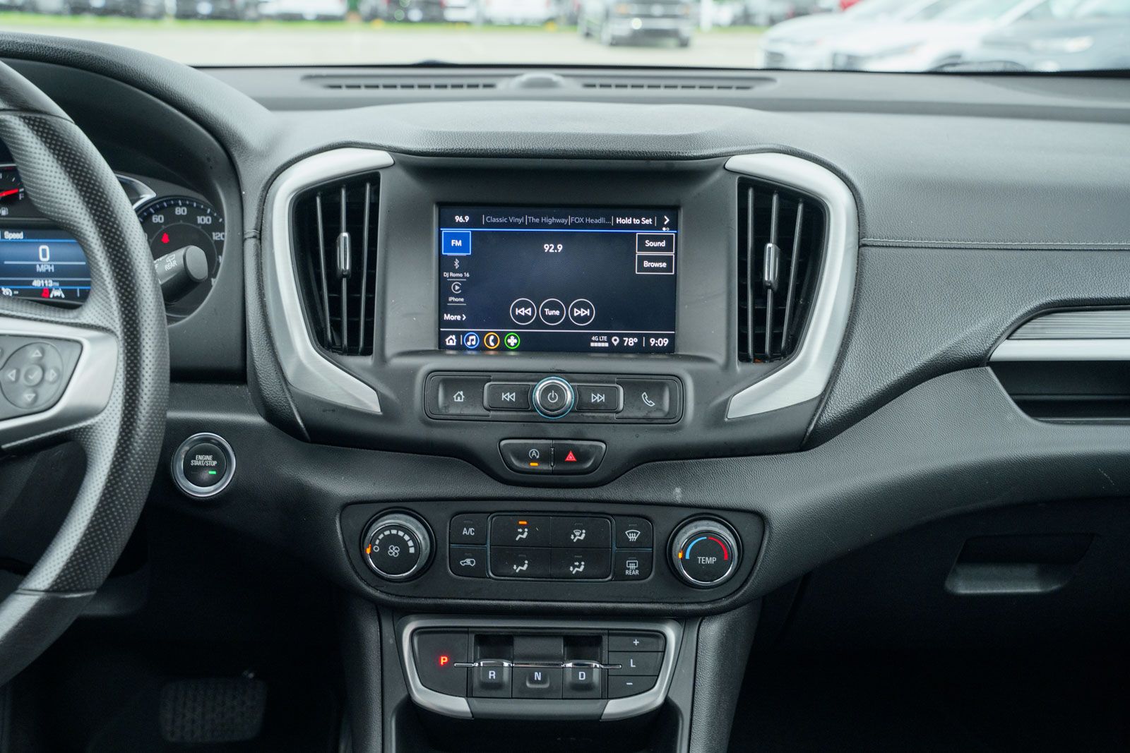 Used 2024 GMC Terrain SUV