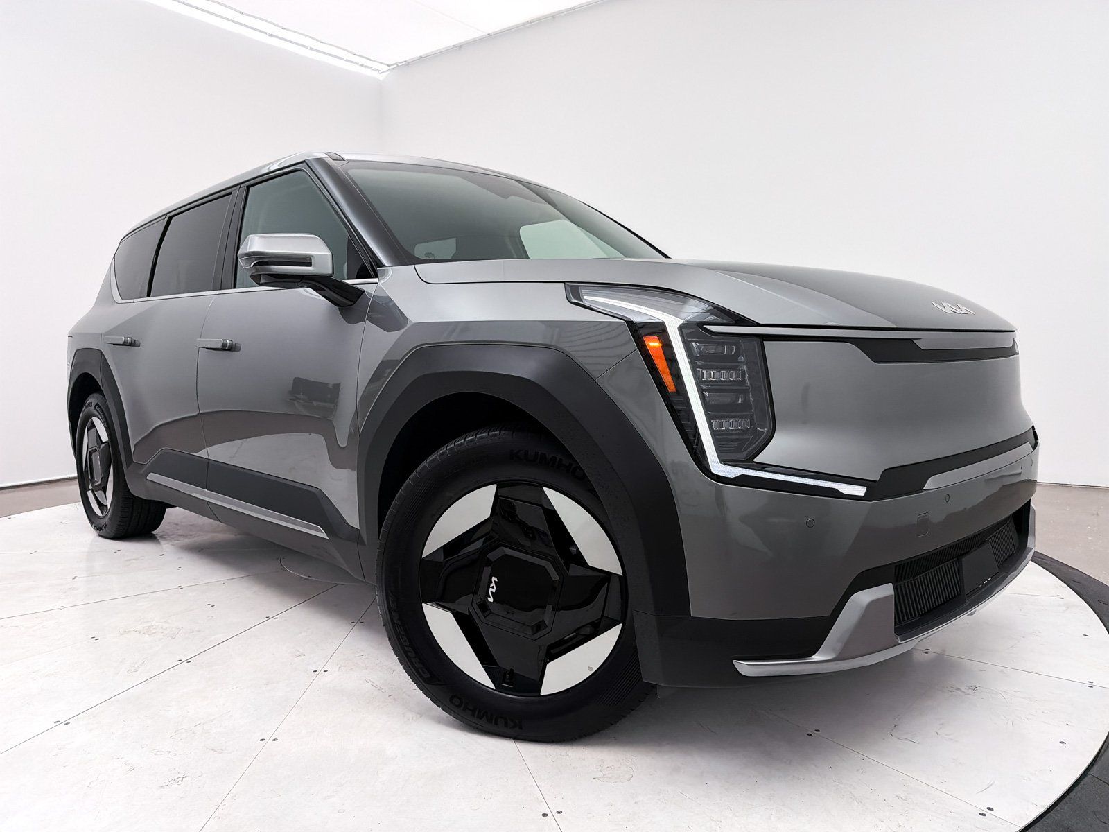 2024 Kia EV9 Light Long Range