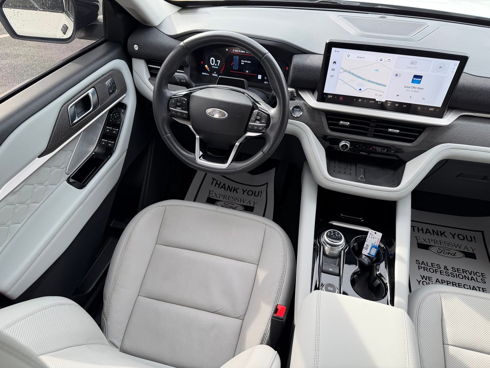2025 Ford Explorer image 16