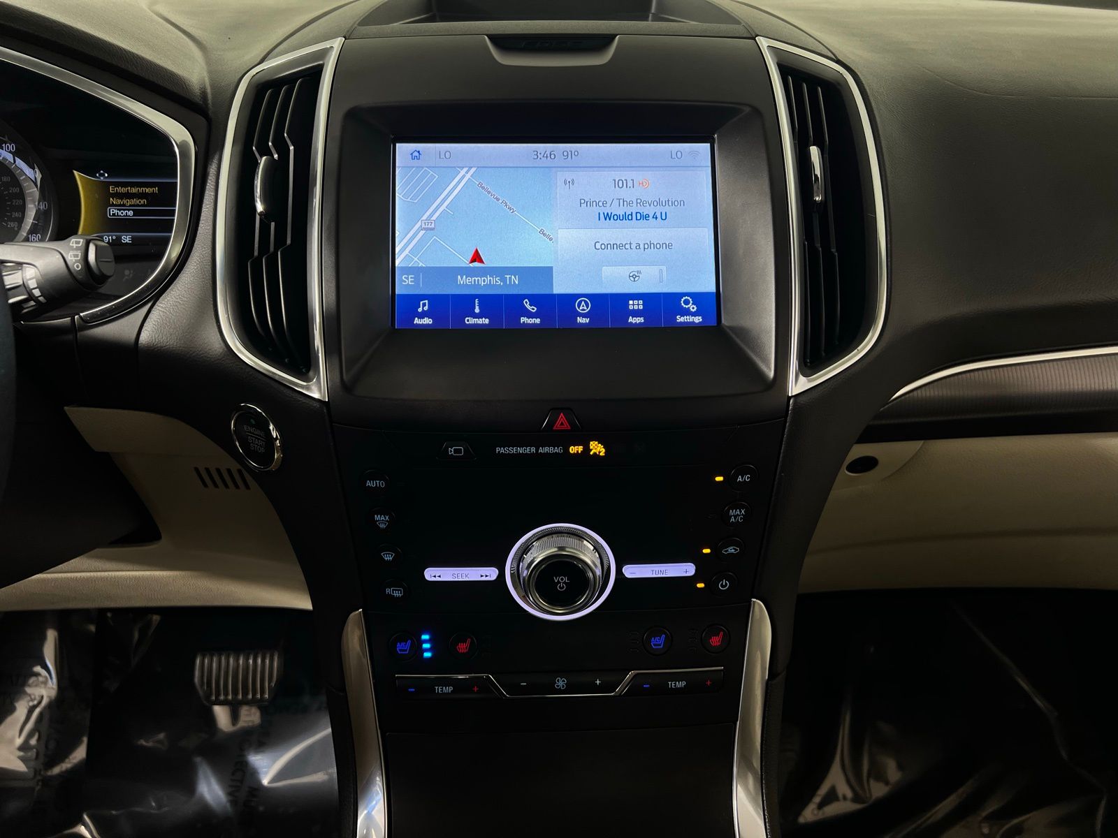 Thumbnail: 2020 Ford Edge - 19