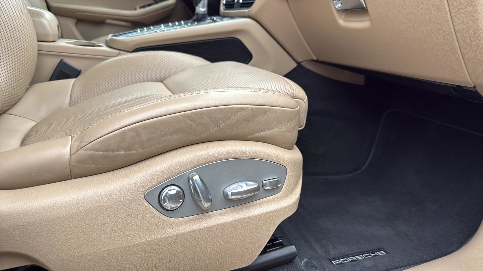 Used Car 2020 Porsche Macan  Base For Sale Under $35,000 In Austin, Texas