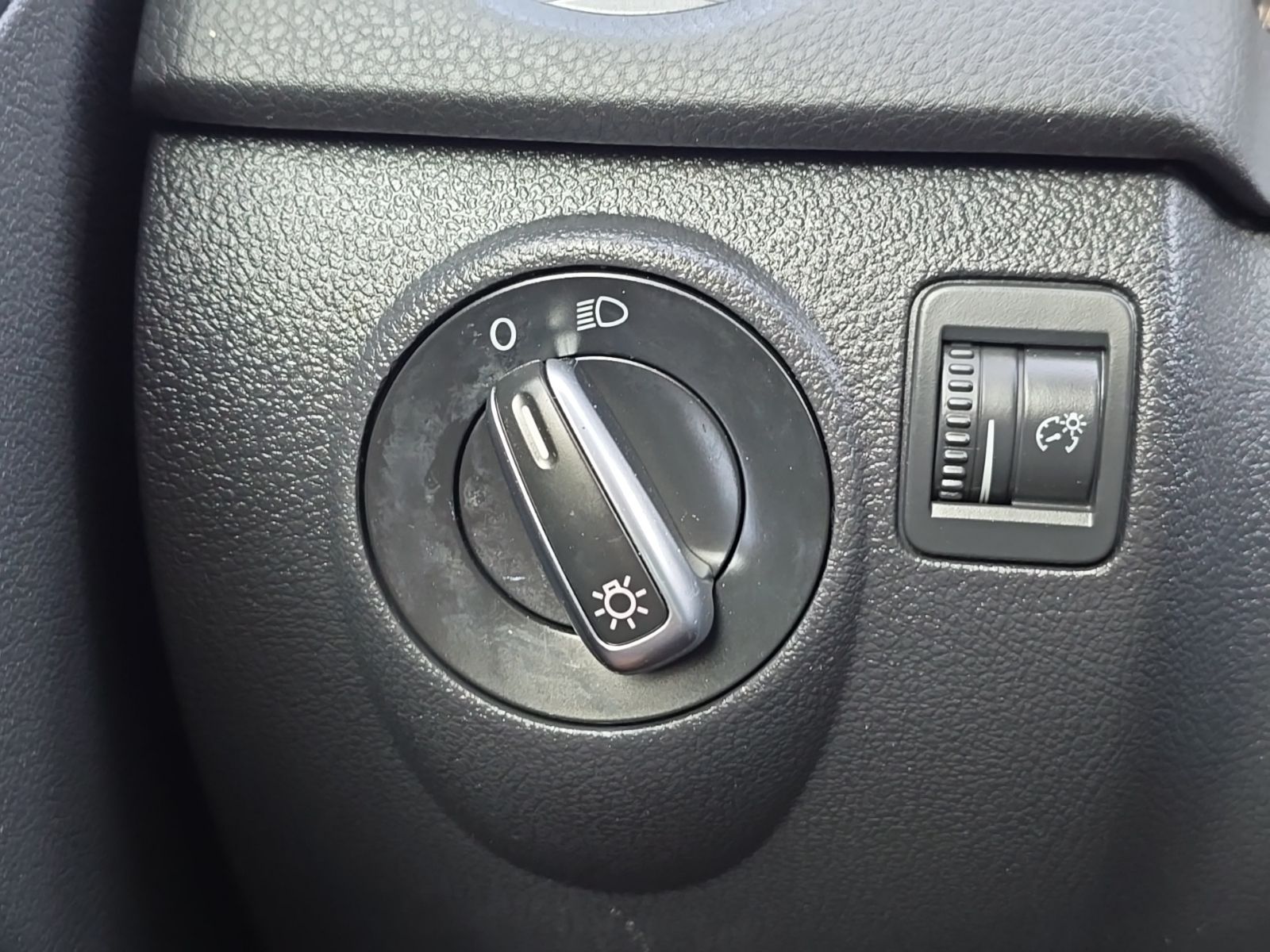 used 2014 Volkswagen Tiguan car, priced at $8,800