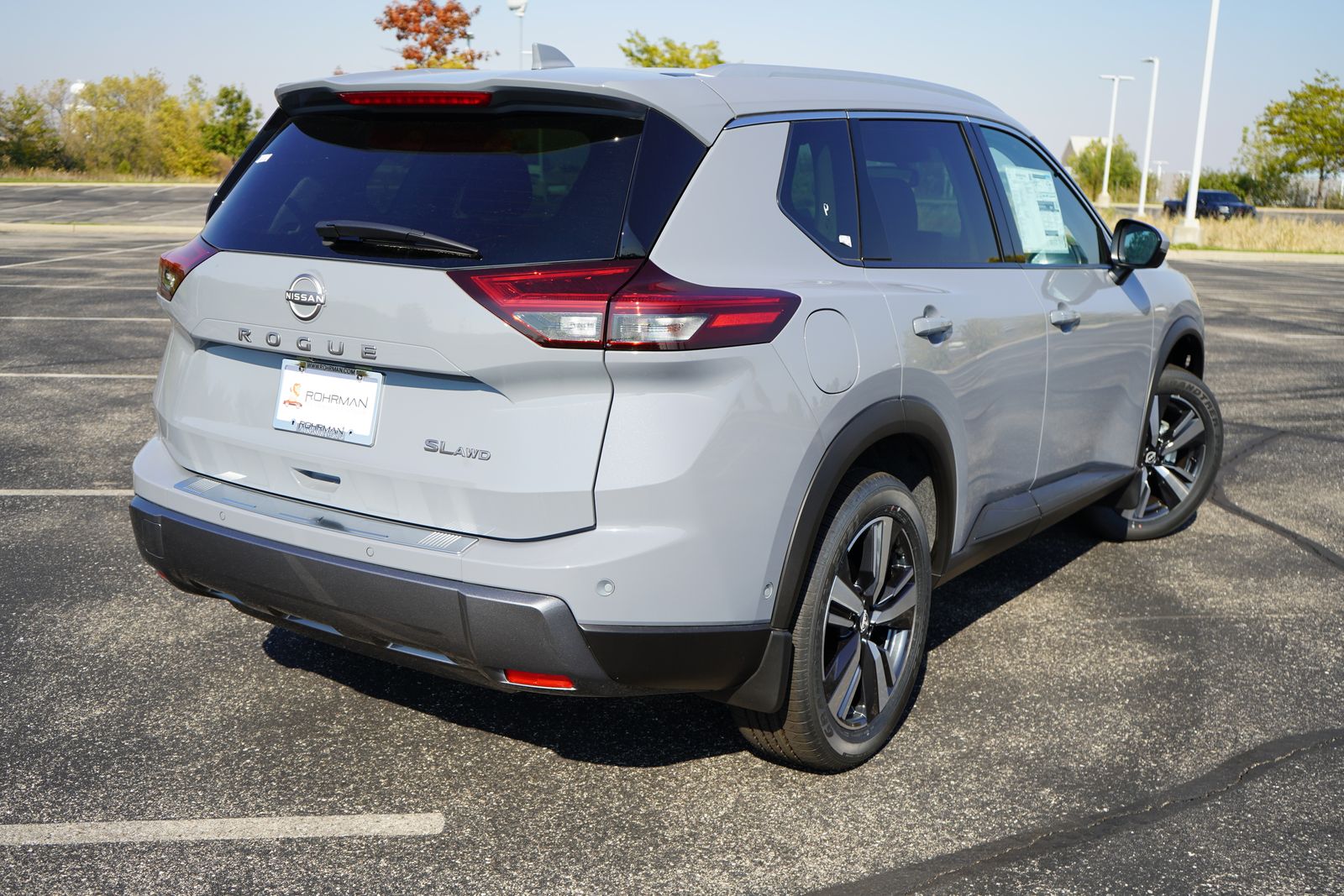 2024 Nissan Rogue SL 9