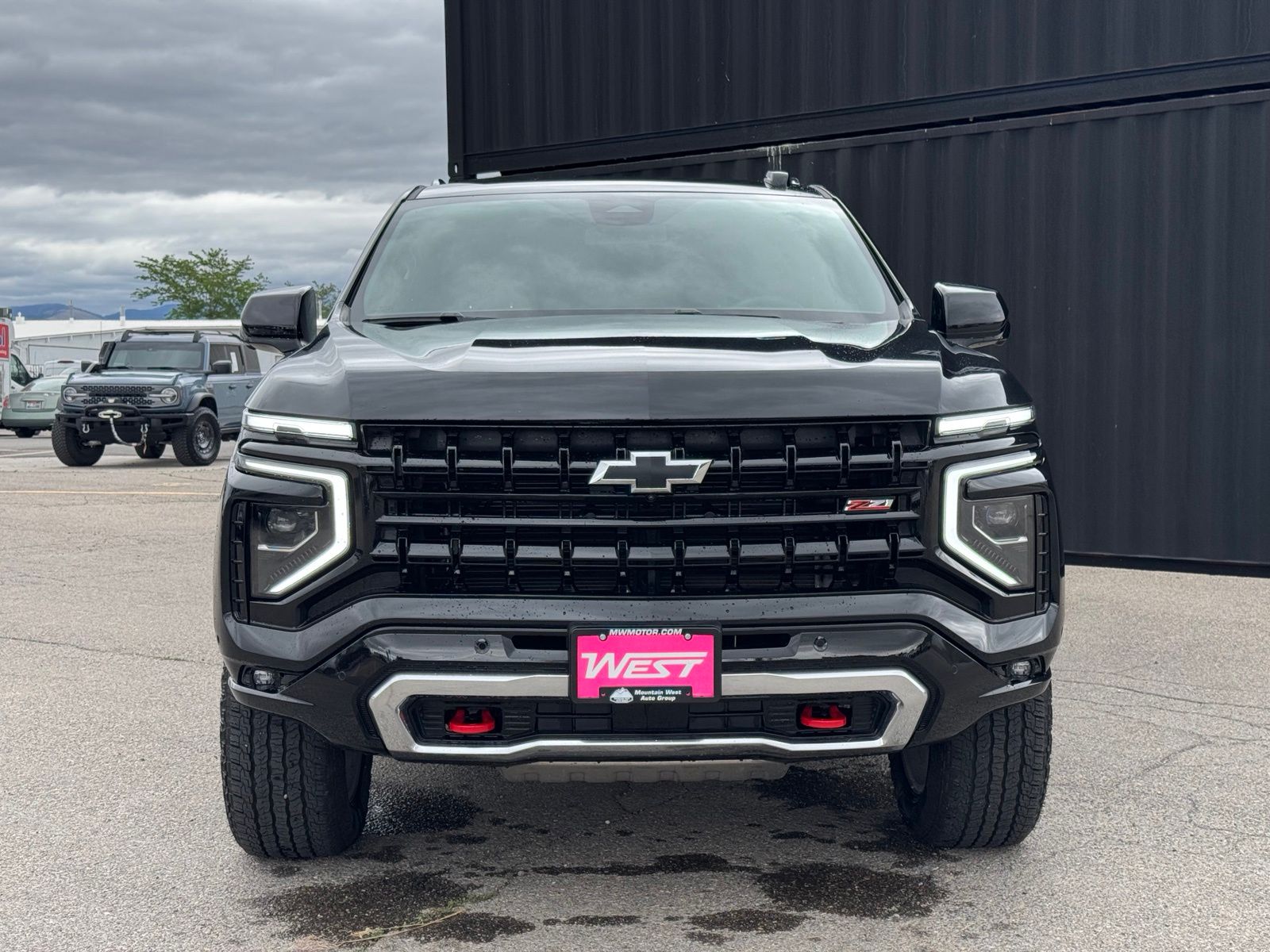 Used 2025 Chevrolet Suburban SUV