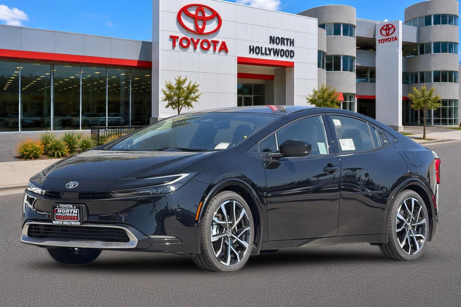 Midnight Black Metallic 2026 Toyota Prius Plug-In Hybrid Hatchback Front-Wheel Drive Continuously Variable Transmission