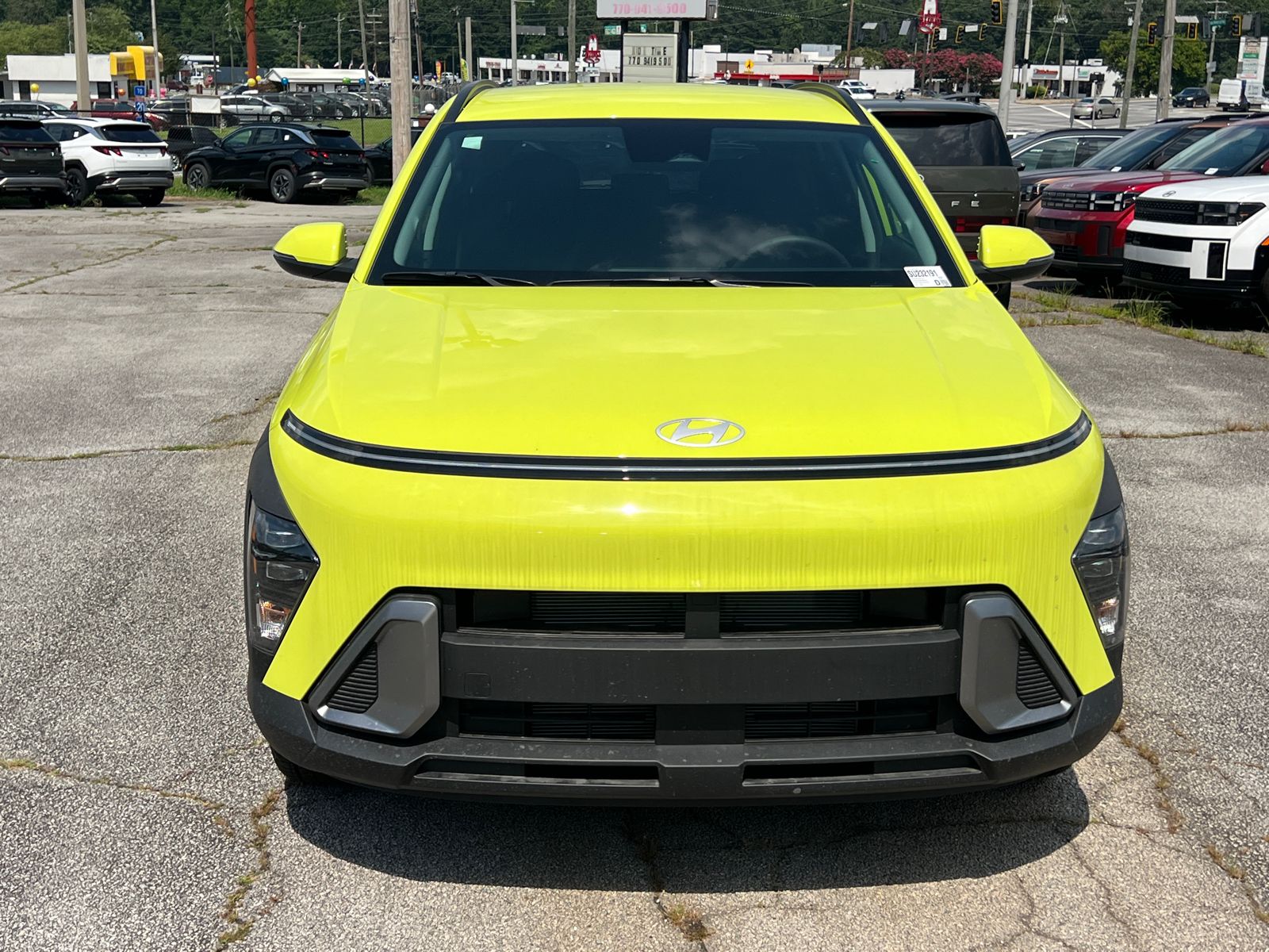 2025 Hyundai Kona SEL photo 2