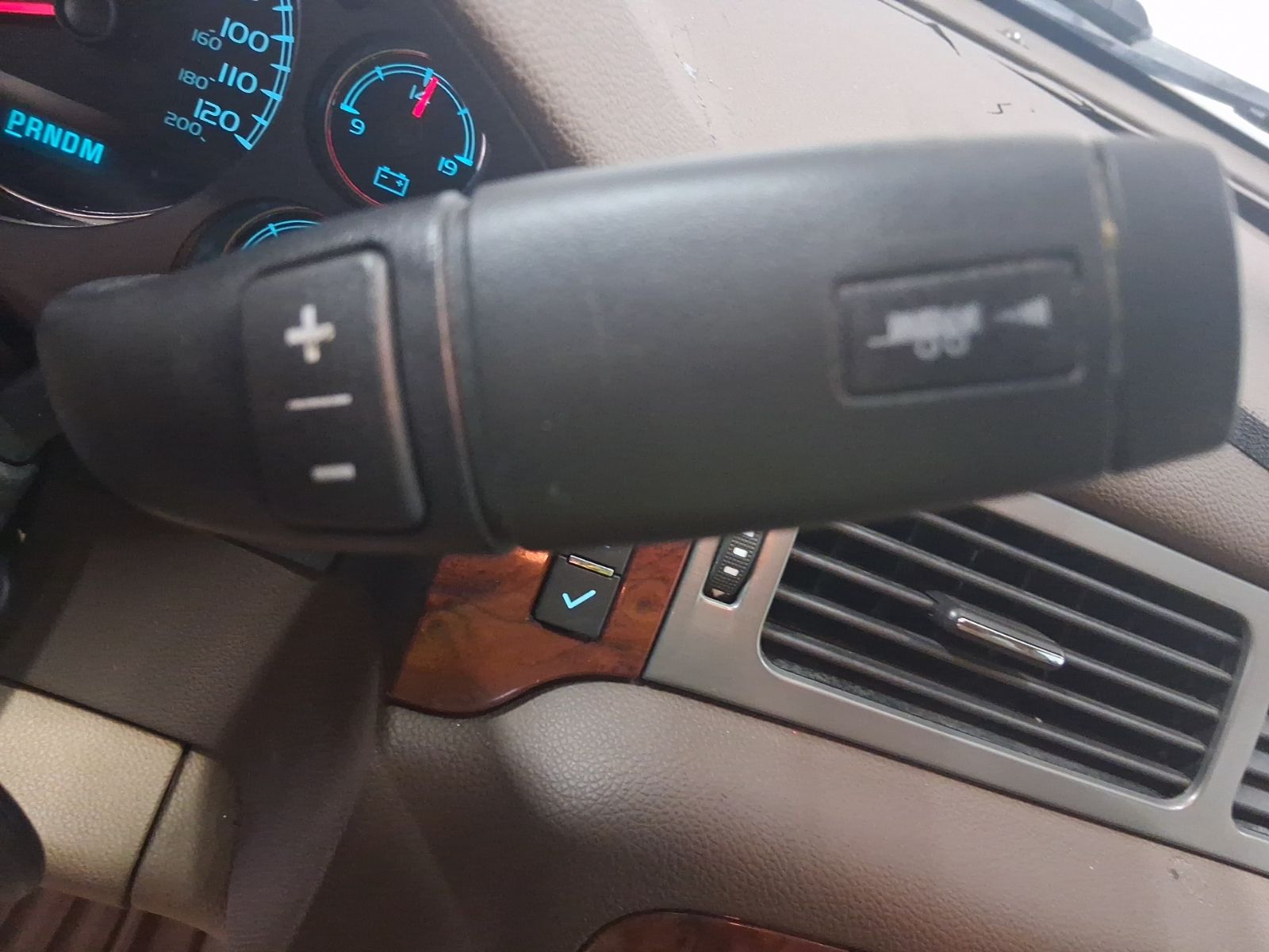 Used Car 2009 Chevrolet Tahoe  Lt For Sale Under $12,000 In Austin, Texas