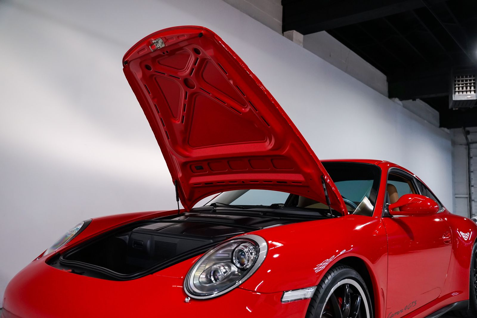 2012 Porsche 911 Carrera 4 GTS — photo 48