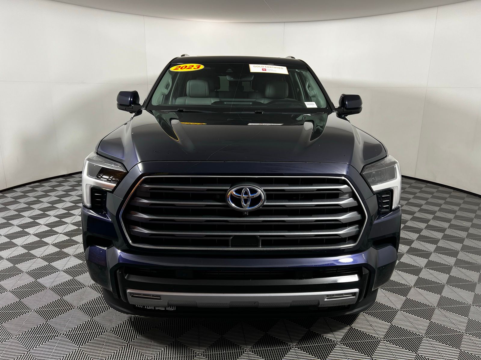 Thumbnail: 2023 Toyota Sequoia - 2