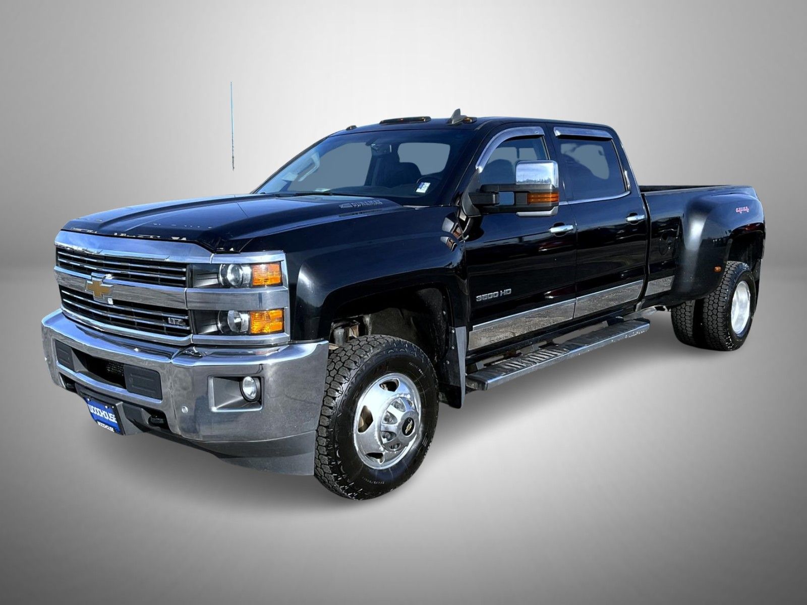 2016 Chevrolet Silverado 3500HD LTZ Crew Cab 4WD