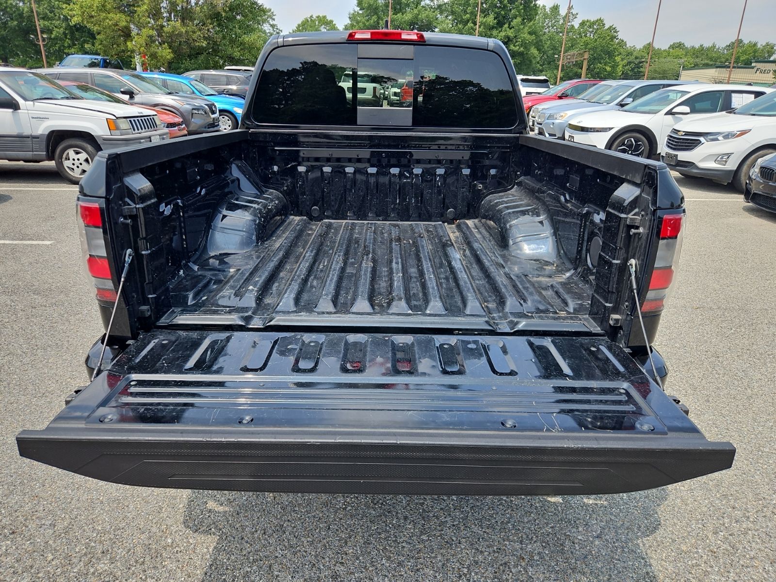 Used 2023 Black Nissan PRO-4X image 32