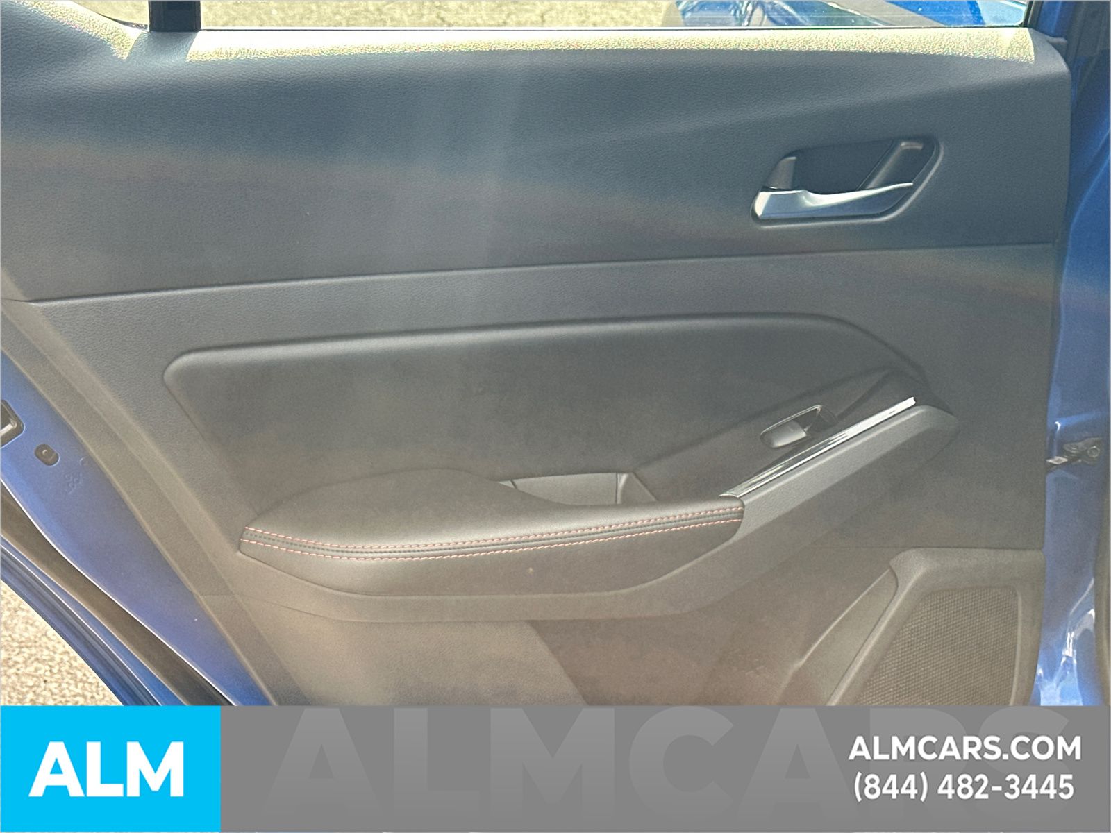 Used 2025 Blue Nissan 2.5 SR image 24