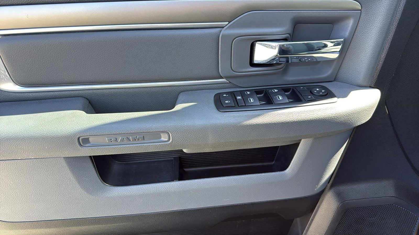 Used Car 2014 Ram 1500  Slt For Sale Under $20,000 In Austin, Texas