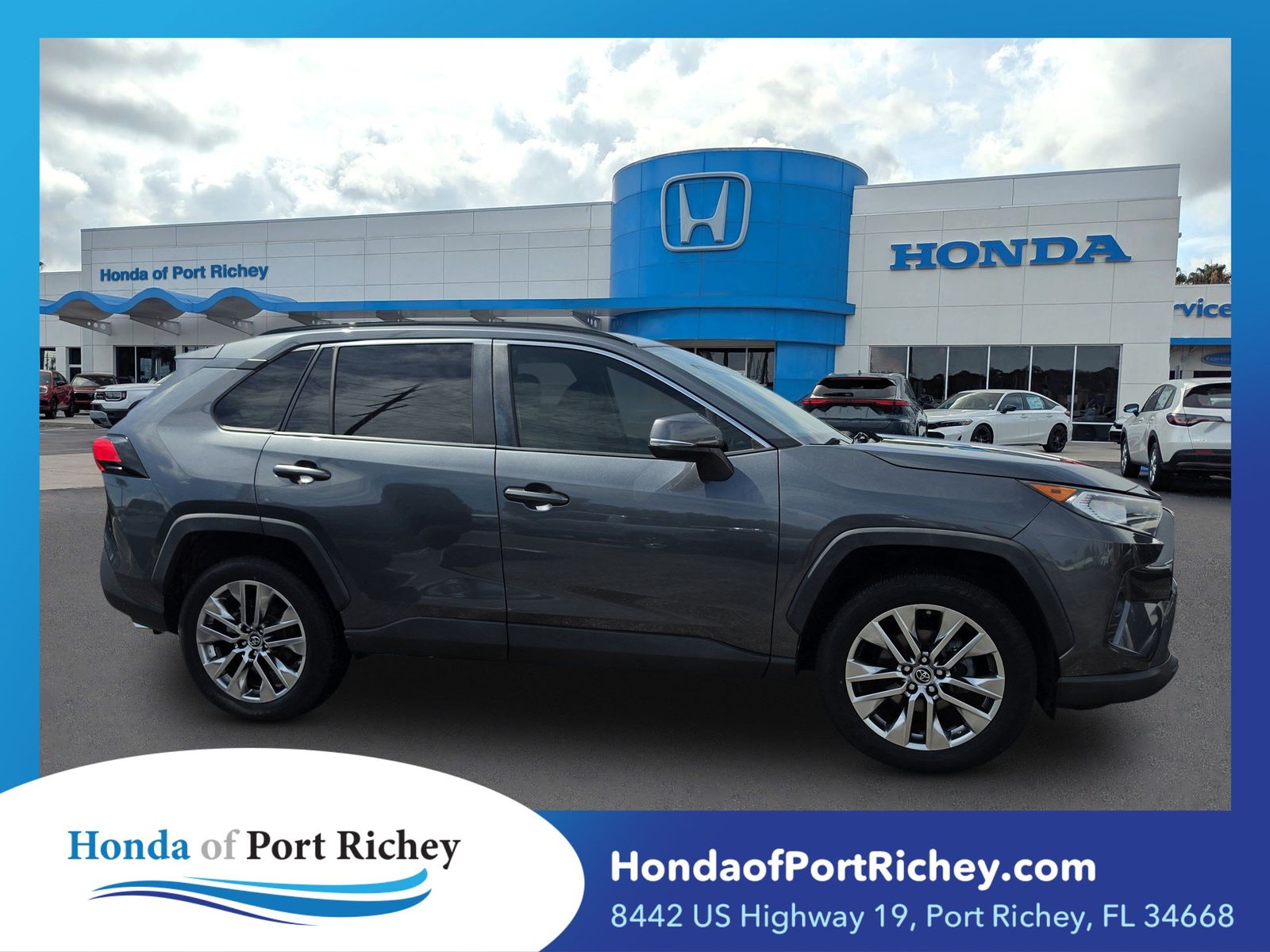 Magnetic Gray Metallic 2019 Toyota RAV4 SUV / Crossover Front-Wheel Drive Automatic
