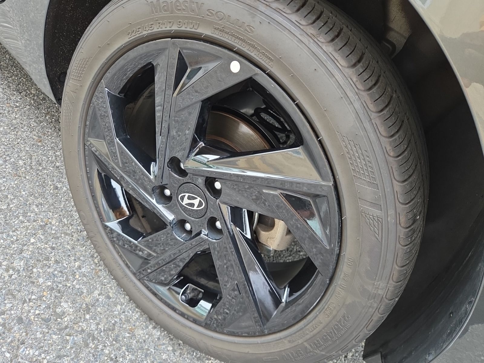Used 2026 Gray Hyundai SEL Sport image 26