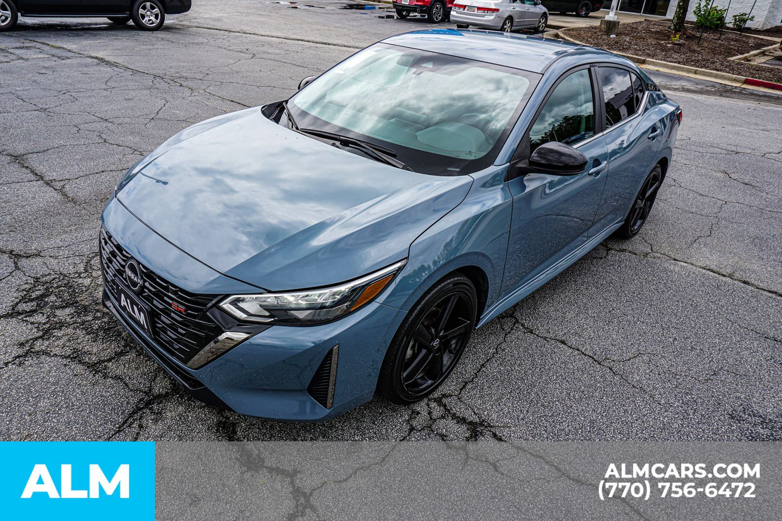 Used 2024 Gray Nissan SR image 19