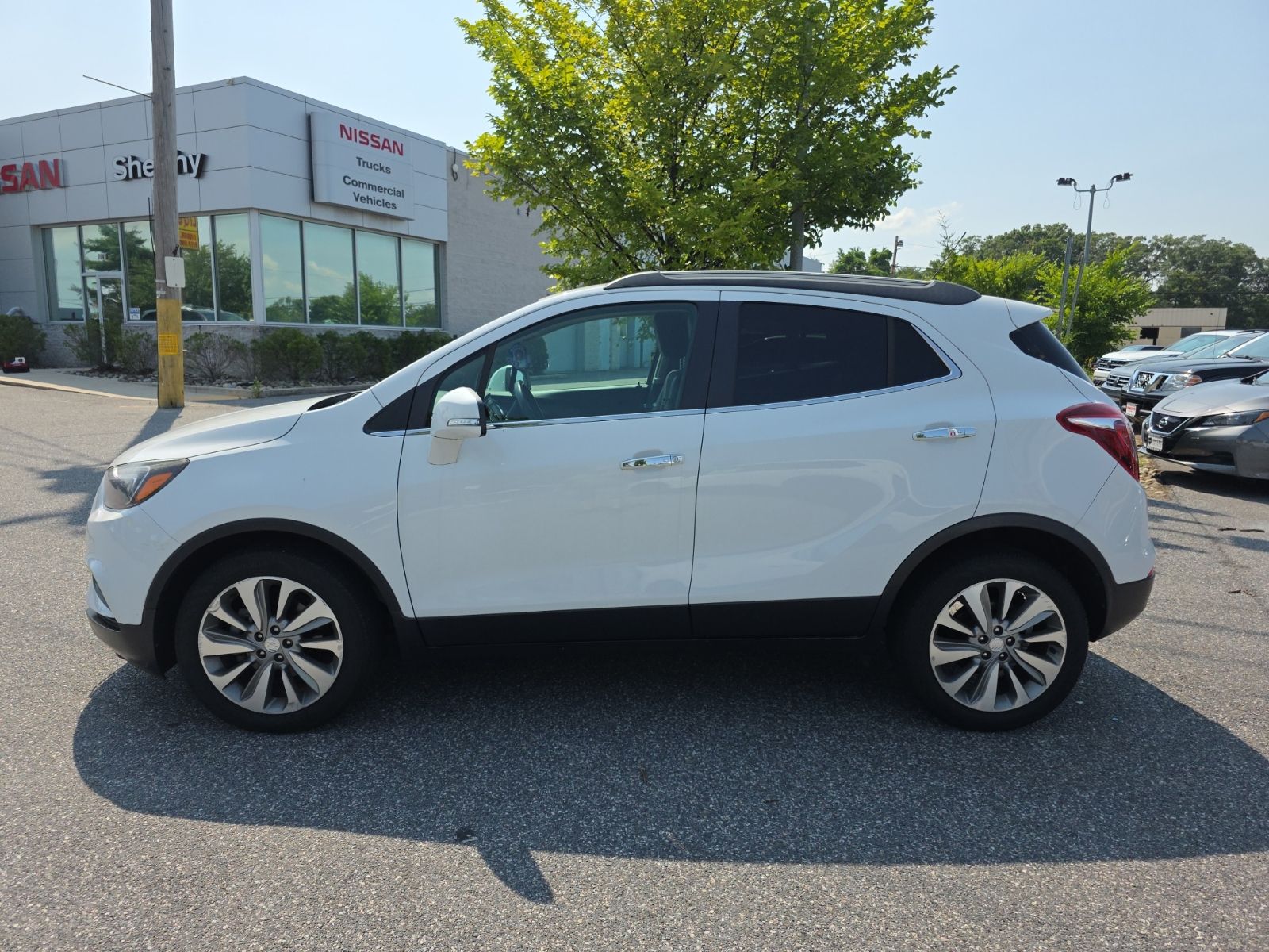 Used 2019 White Buick Preferred image 4