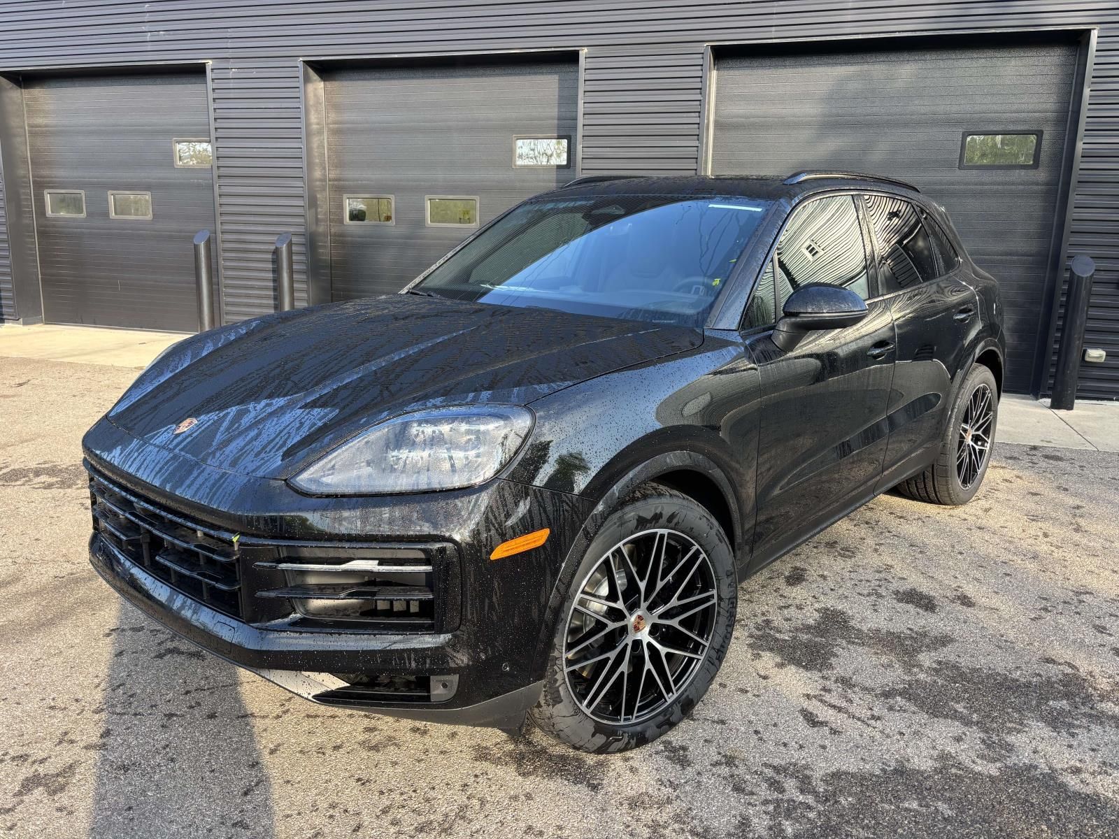 Chromite Black Metallic 2026 Porsche Cayenne S AWD SUV / Crossover All-Wheel Drive 8-Speed Automatic