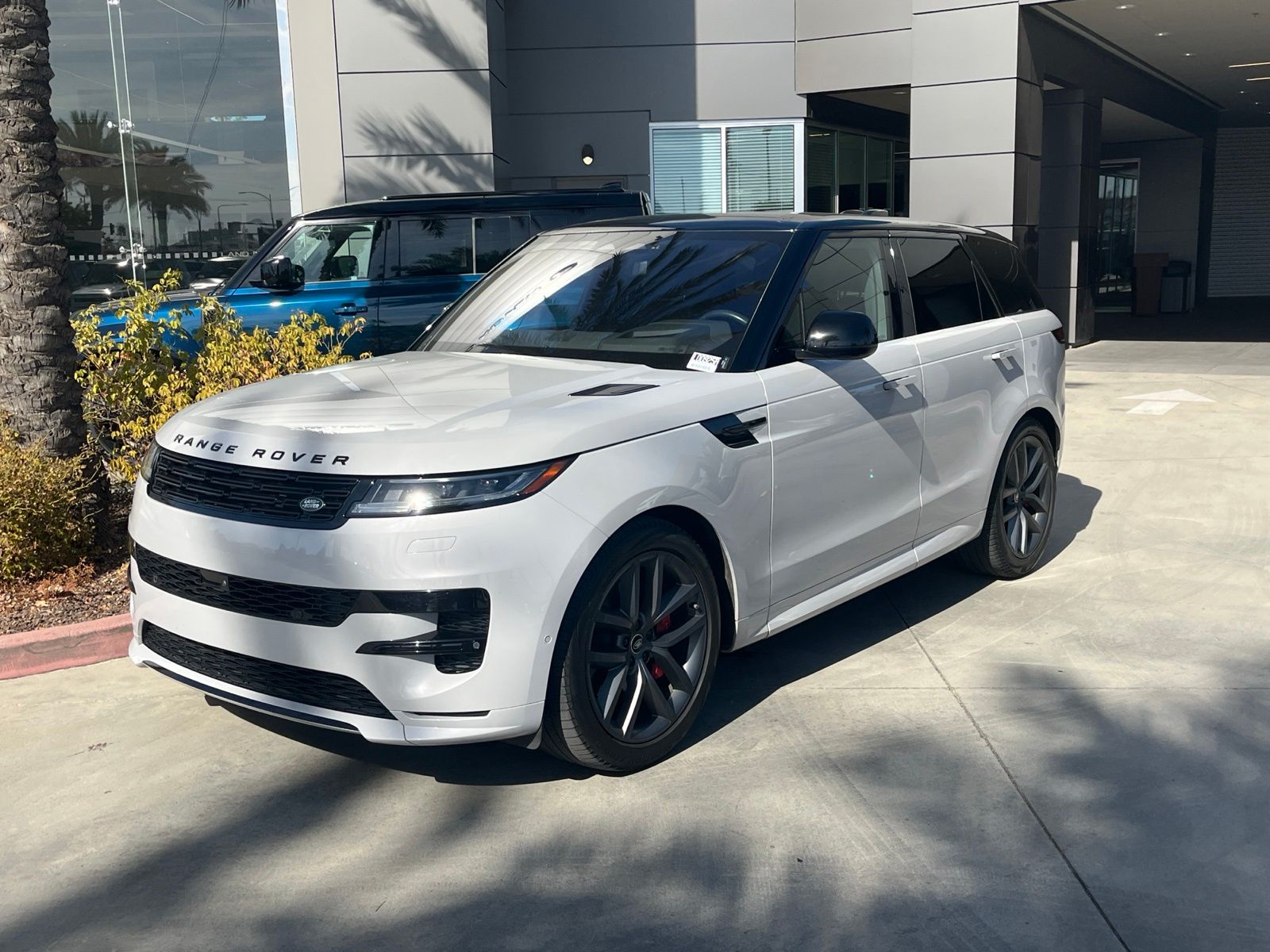 Borasco Gray Metallic 2023 Land Rover Range Rover Sport SUV / Crossover All-Wheel Drive 8-Speed Automatic
