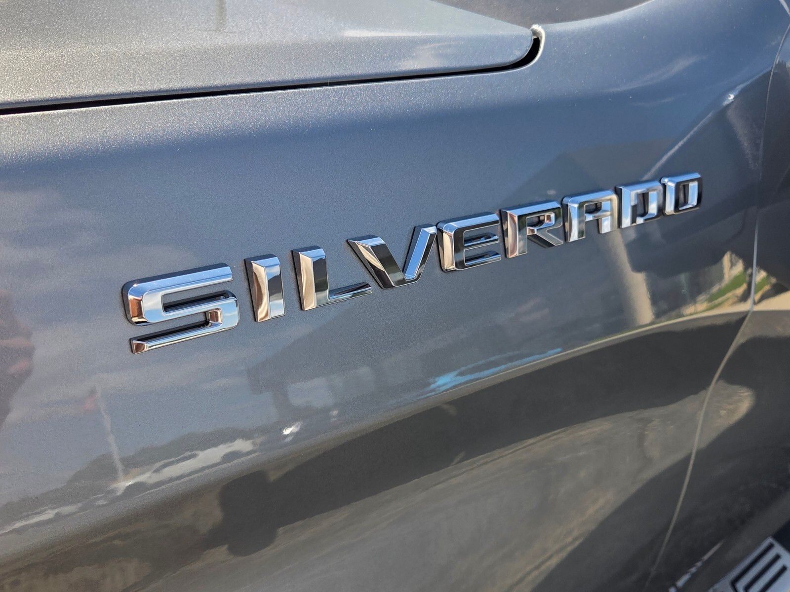Used 2023 Gray Chevrolet LTZ image 18