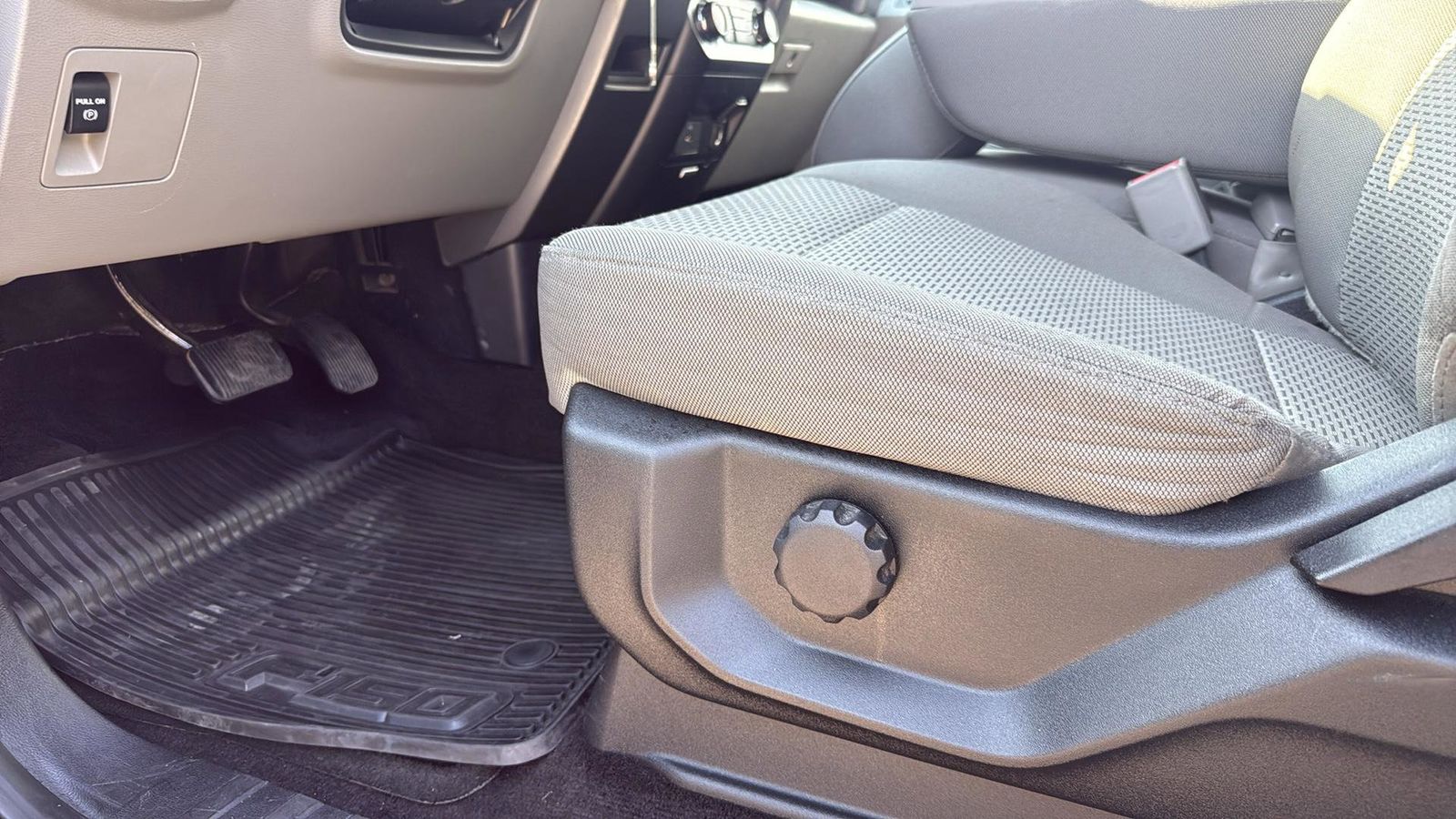 Used Car 2016 Ford F-150  Xlt For Sale In Austin, Texas