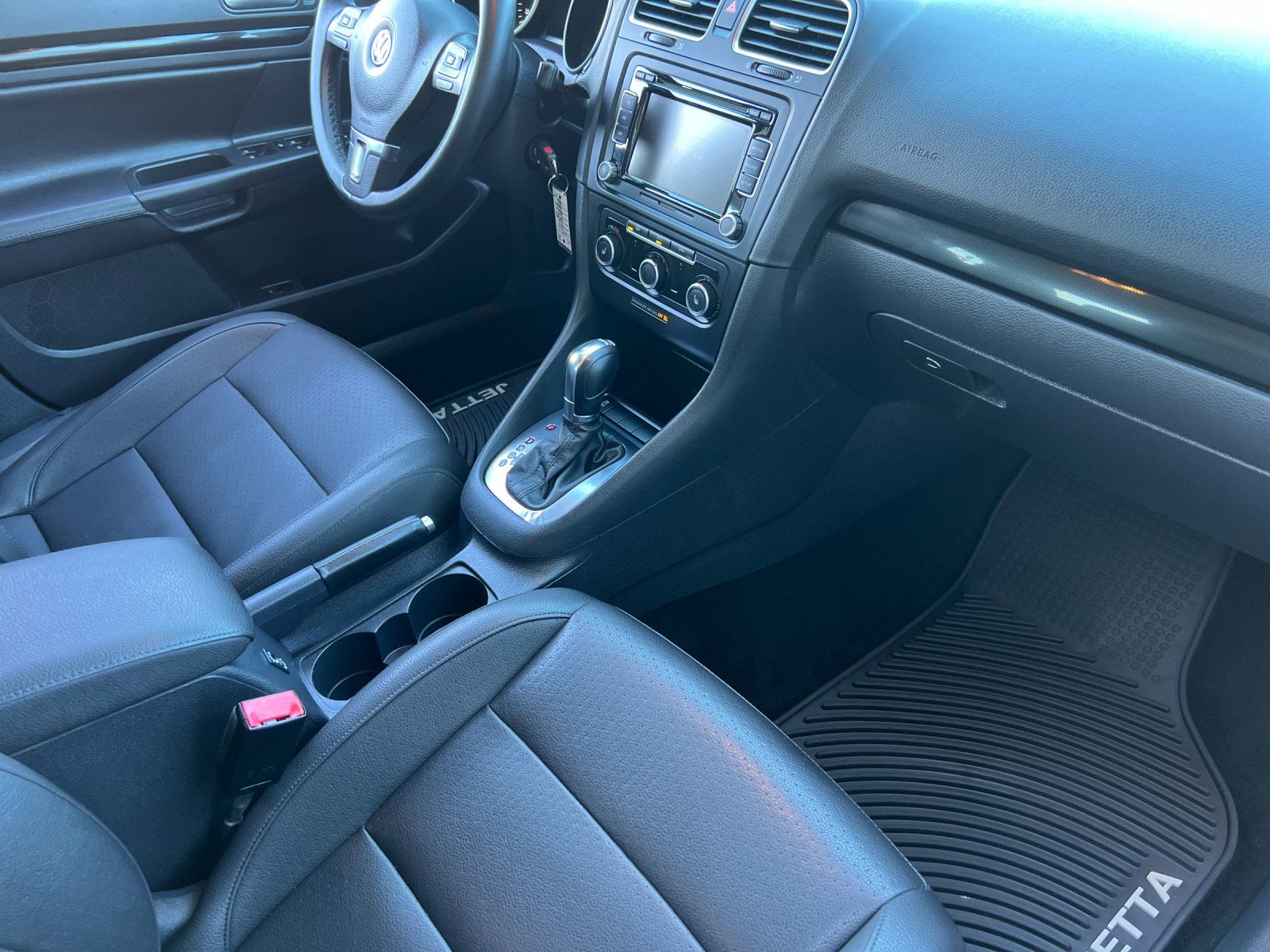 used 2014 Volkswagen Jetta SportWagen car, priced at $12,998