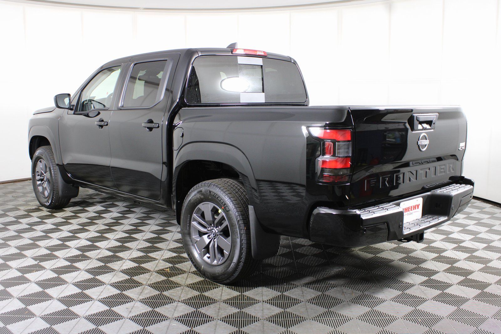 View vehicle photo 4