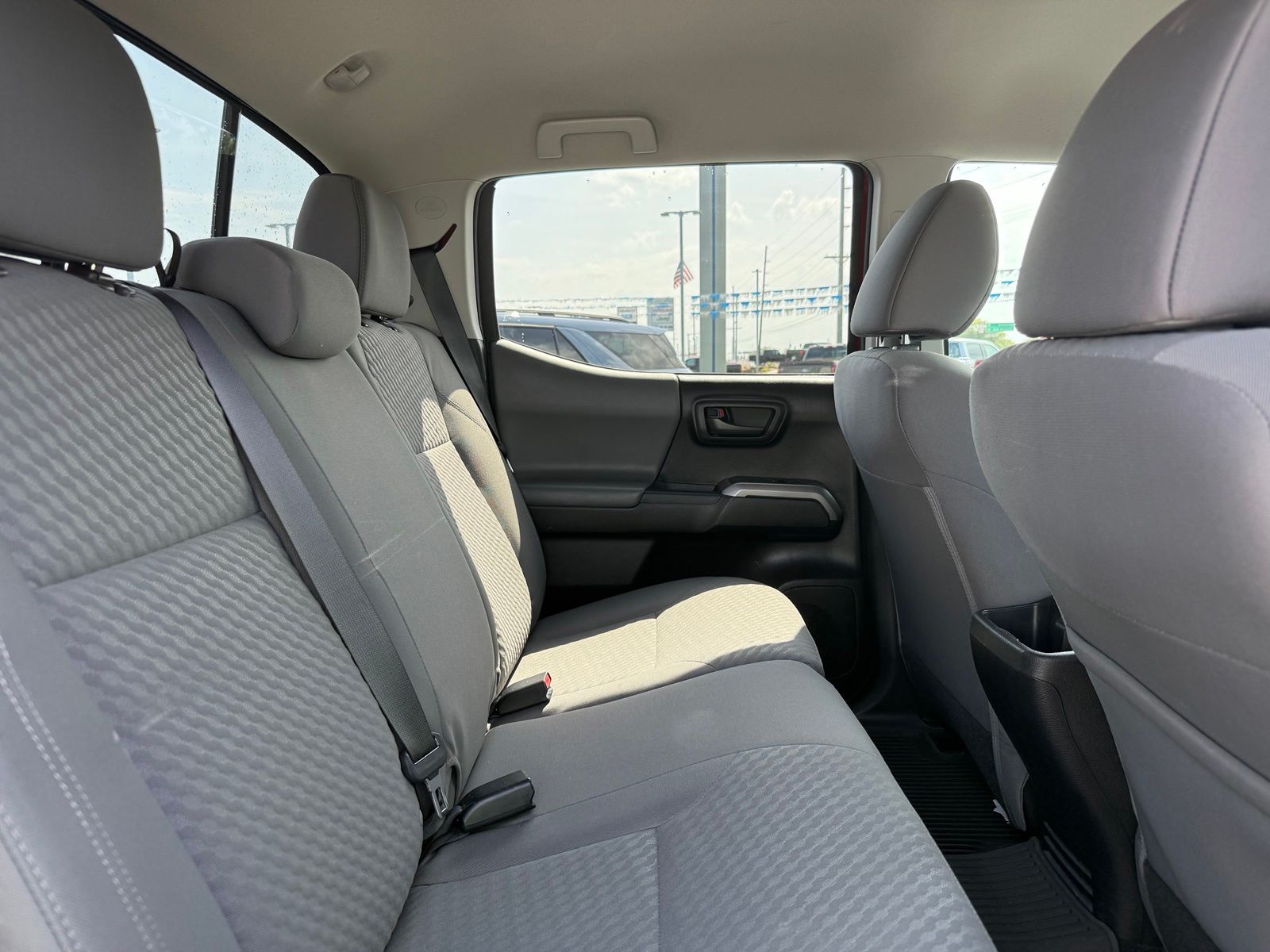 2022 Toyota Tacoma image 16