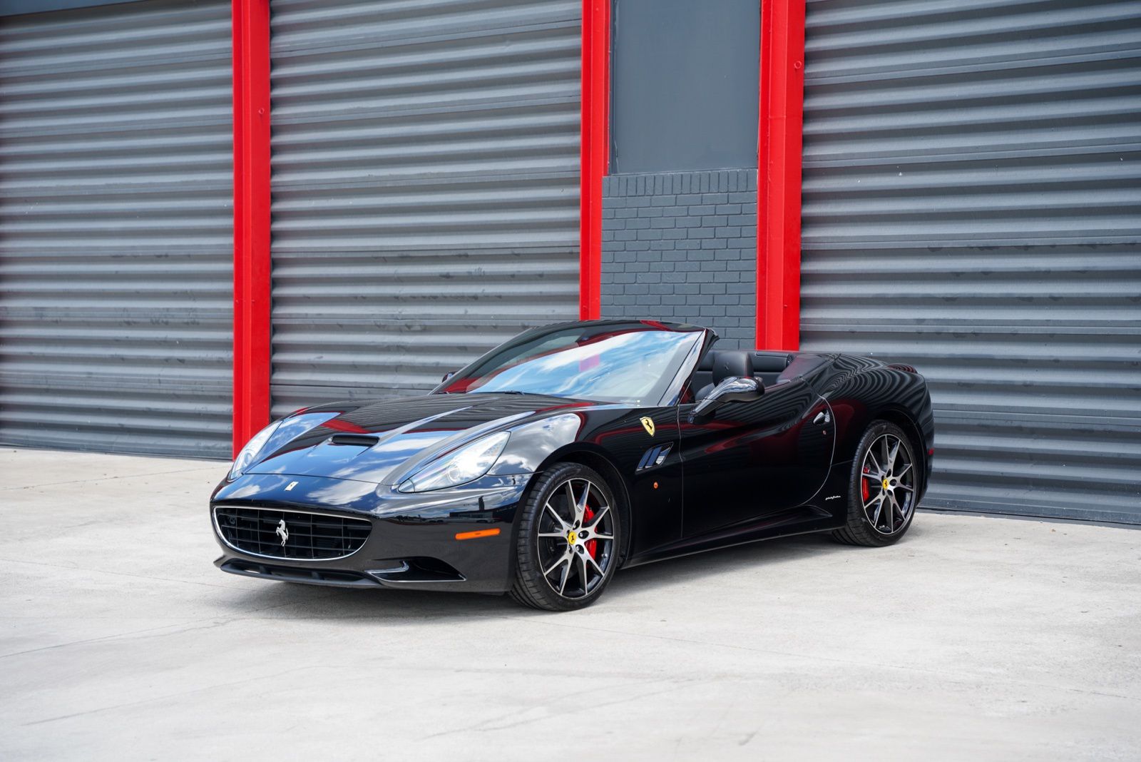 Black 2012 Ferrari California Roadster Convertible Rear-Wheel Drive Manual