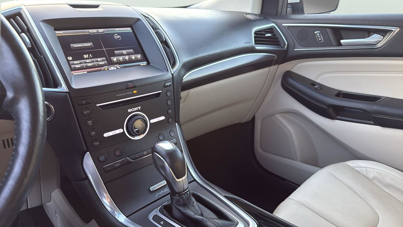 Used Car 2015 Ford Edge  Titanium For Sale Under $12,000 In Austin, Texas