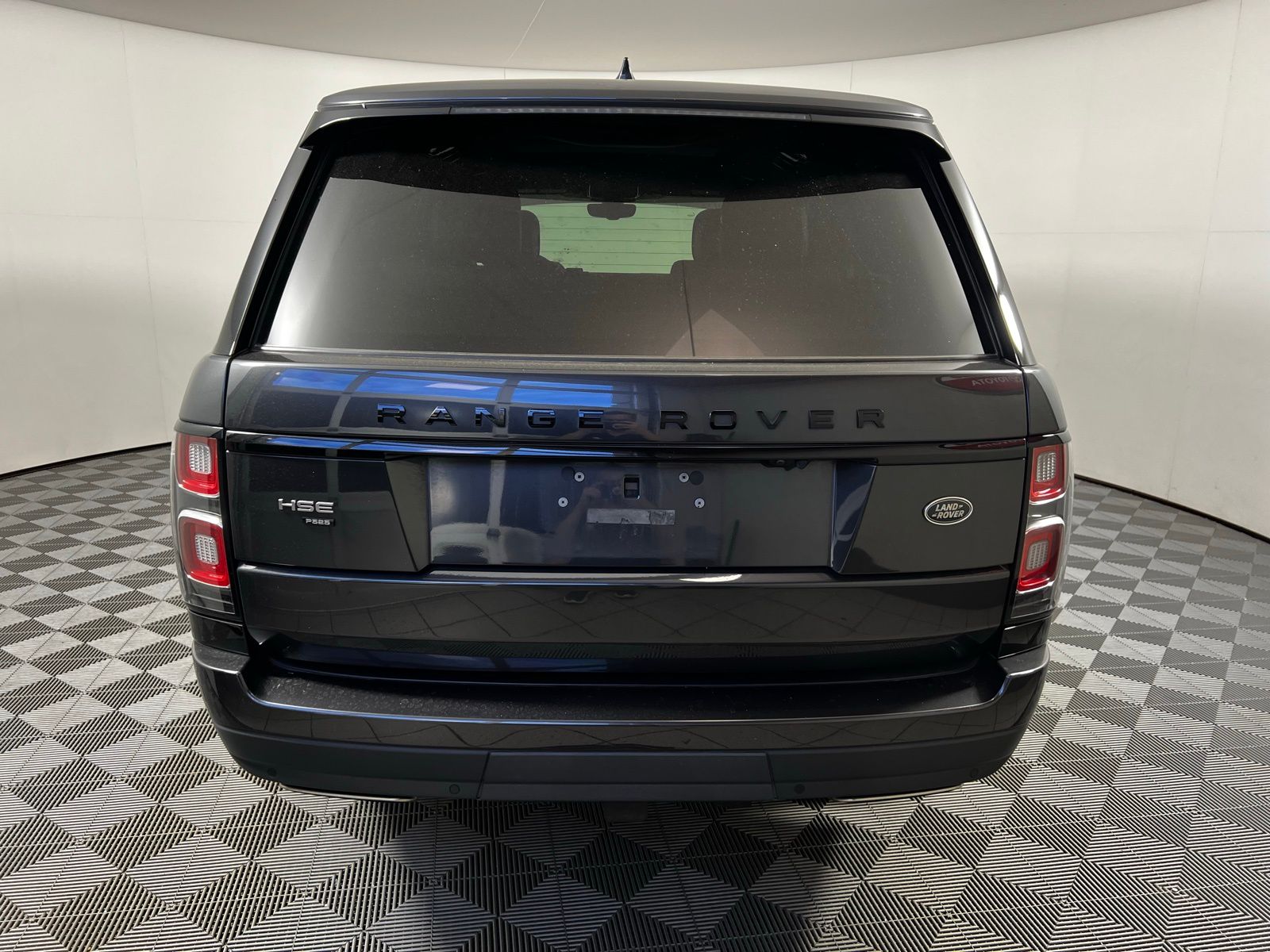 Thumbnail: 2021 Land Rover Range Rover - 6