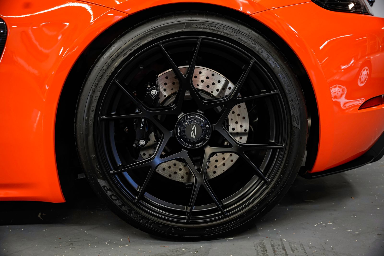 2024 Porsche 718 Spyder RS — photo 41