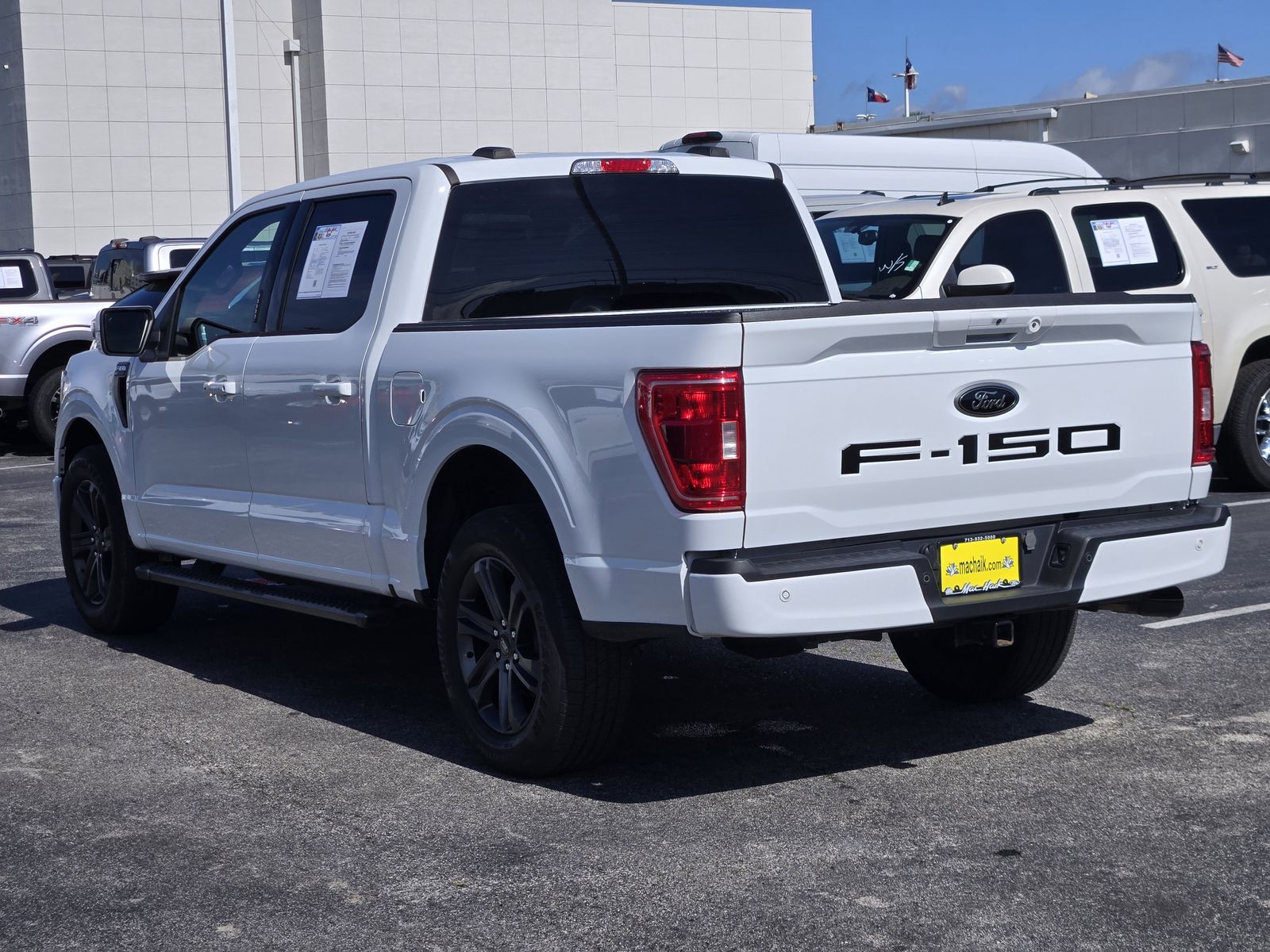 View vehicle photo 6