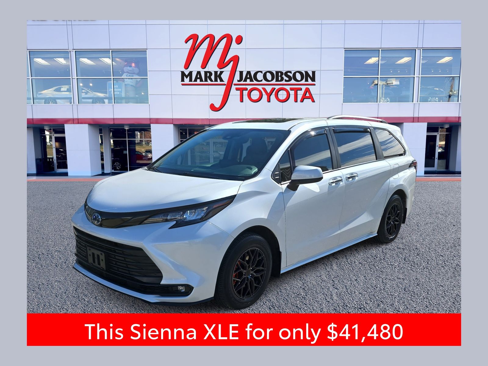 2024 Toyota Sienna XLE 7-Passenger FWD
