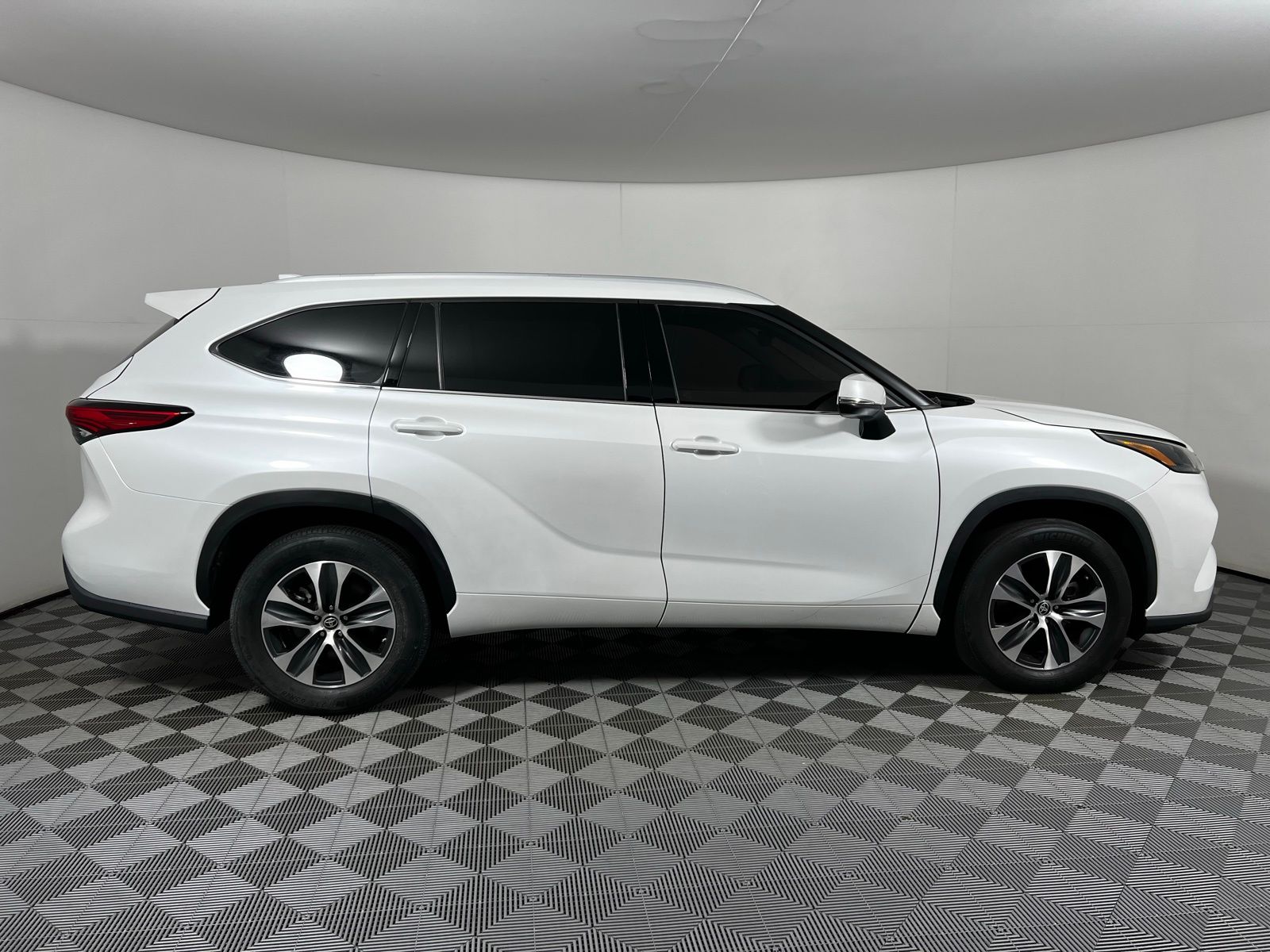 2022 Toyota Highlander Platinum 4