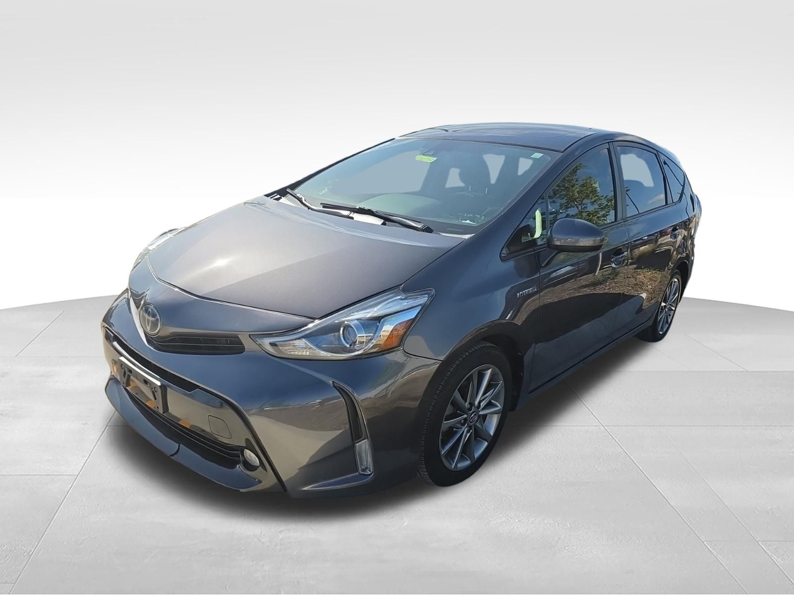 2017 Toyota Prius v Five