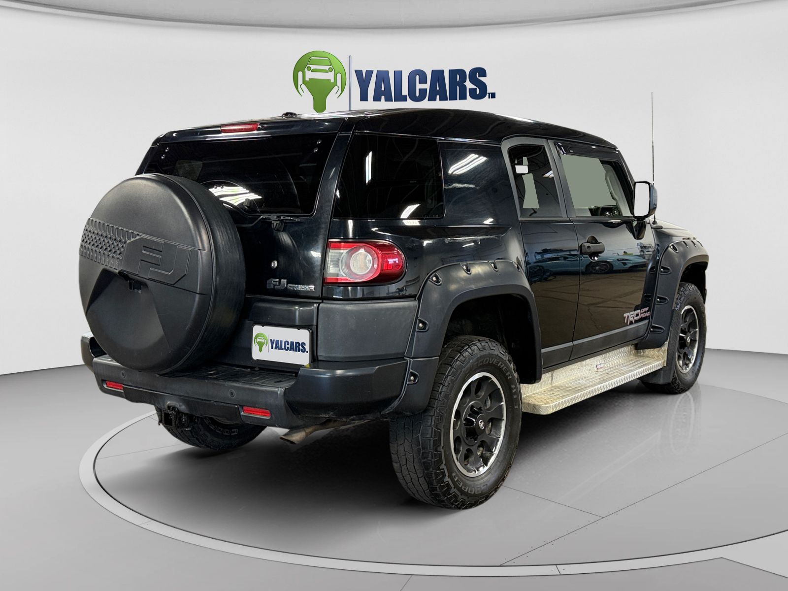 View vehicle photo 5