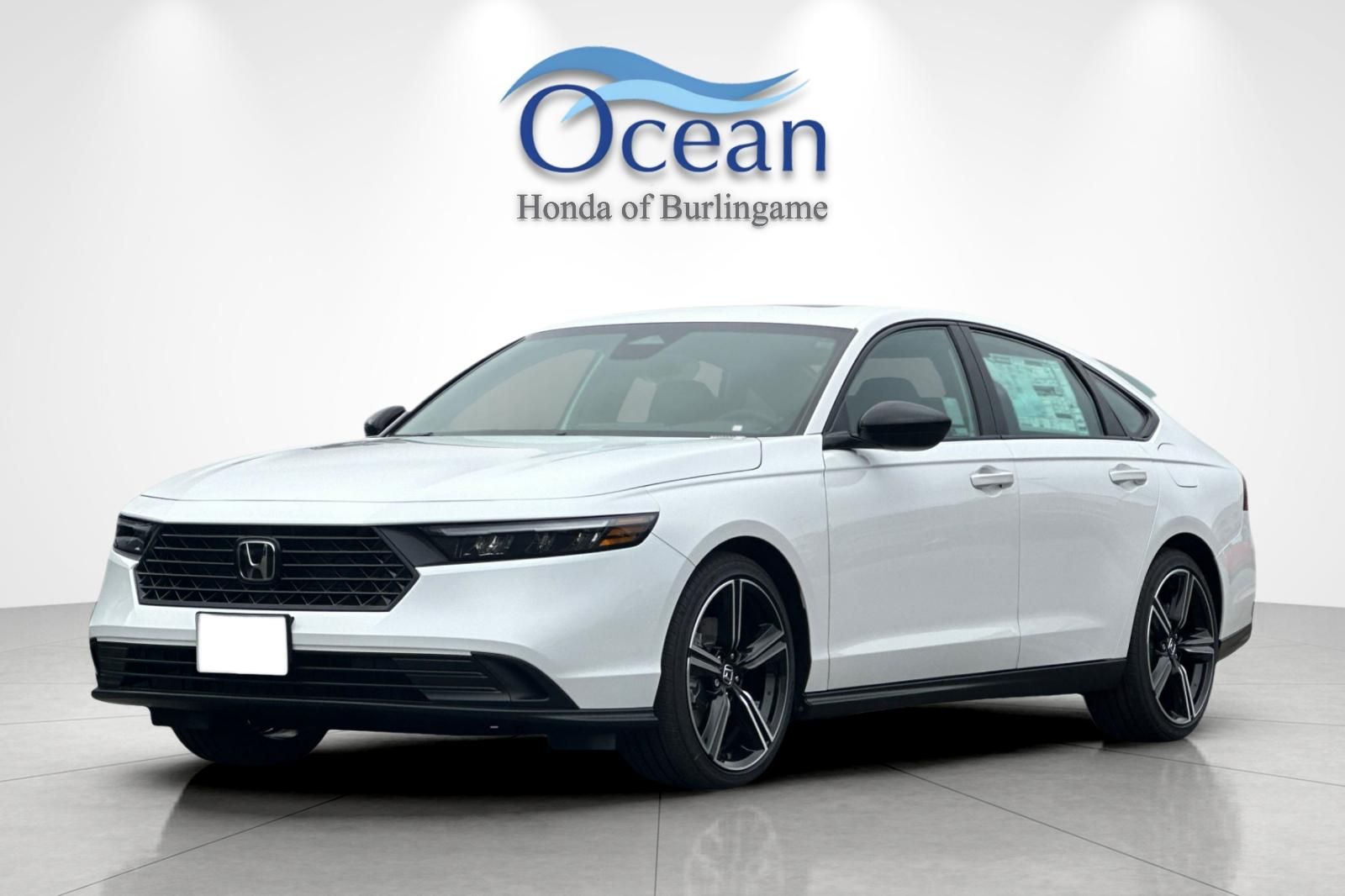 New 2026 PLATINUM WHT PR Honda Sport image 8