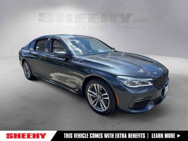 Singapore Gray Metallic 2018 BMW 7 Series Sedan All-Wheel Drive 8-Speed Automatic